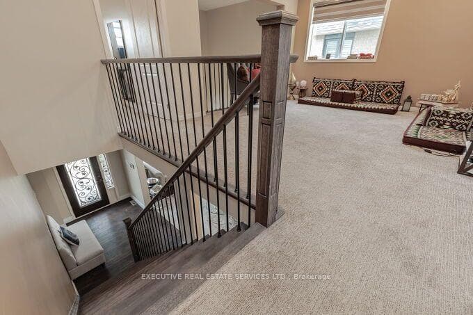 1129 Meighen Way photo 31