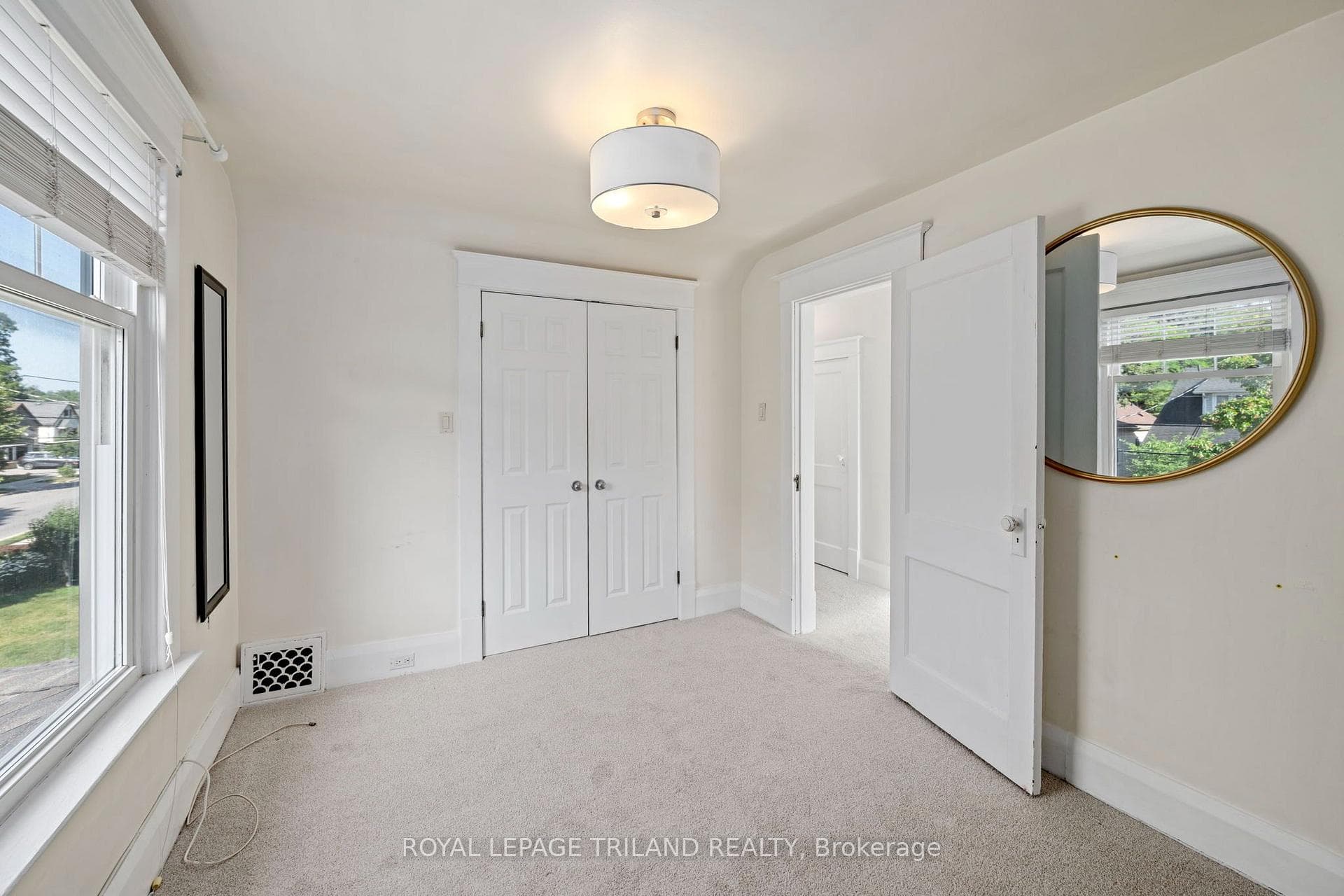 52 Emery Street photo 19