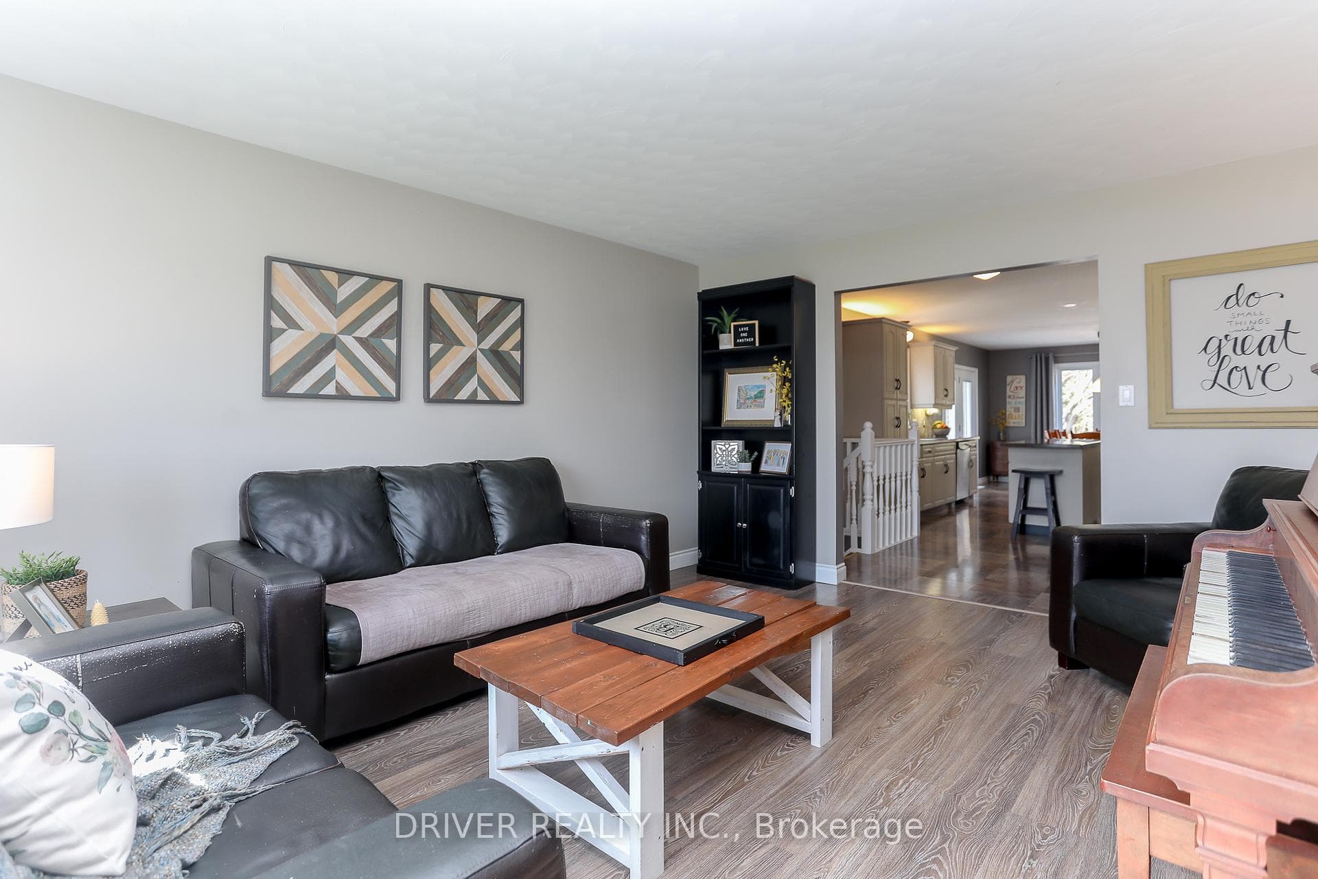49988 Dingle Street photo 8
