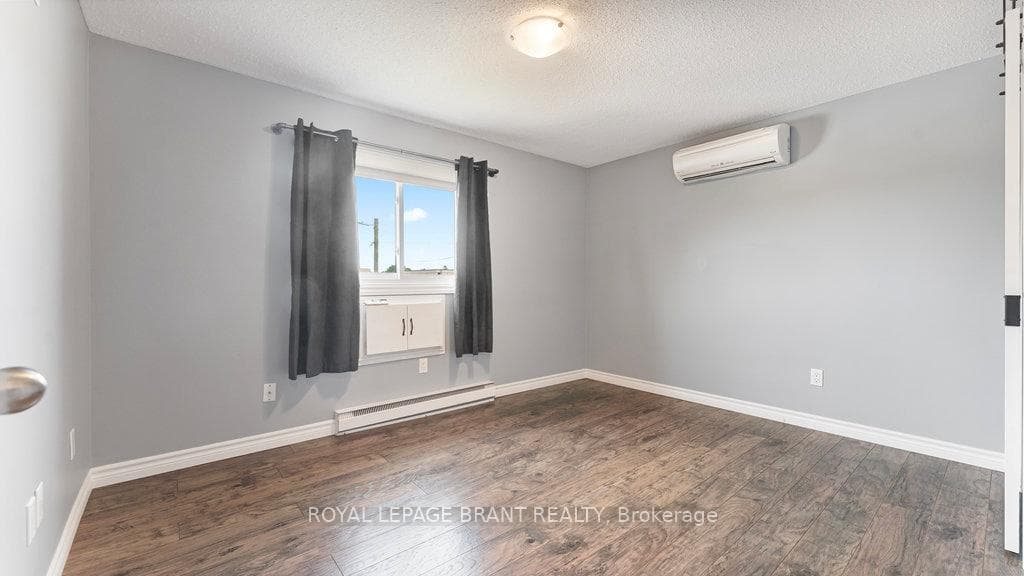 50 Ewing Drive Unit C photo 16