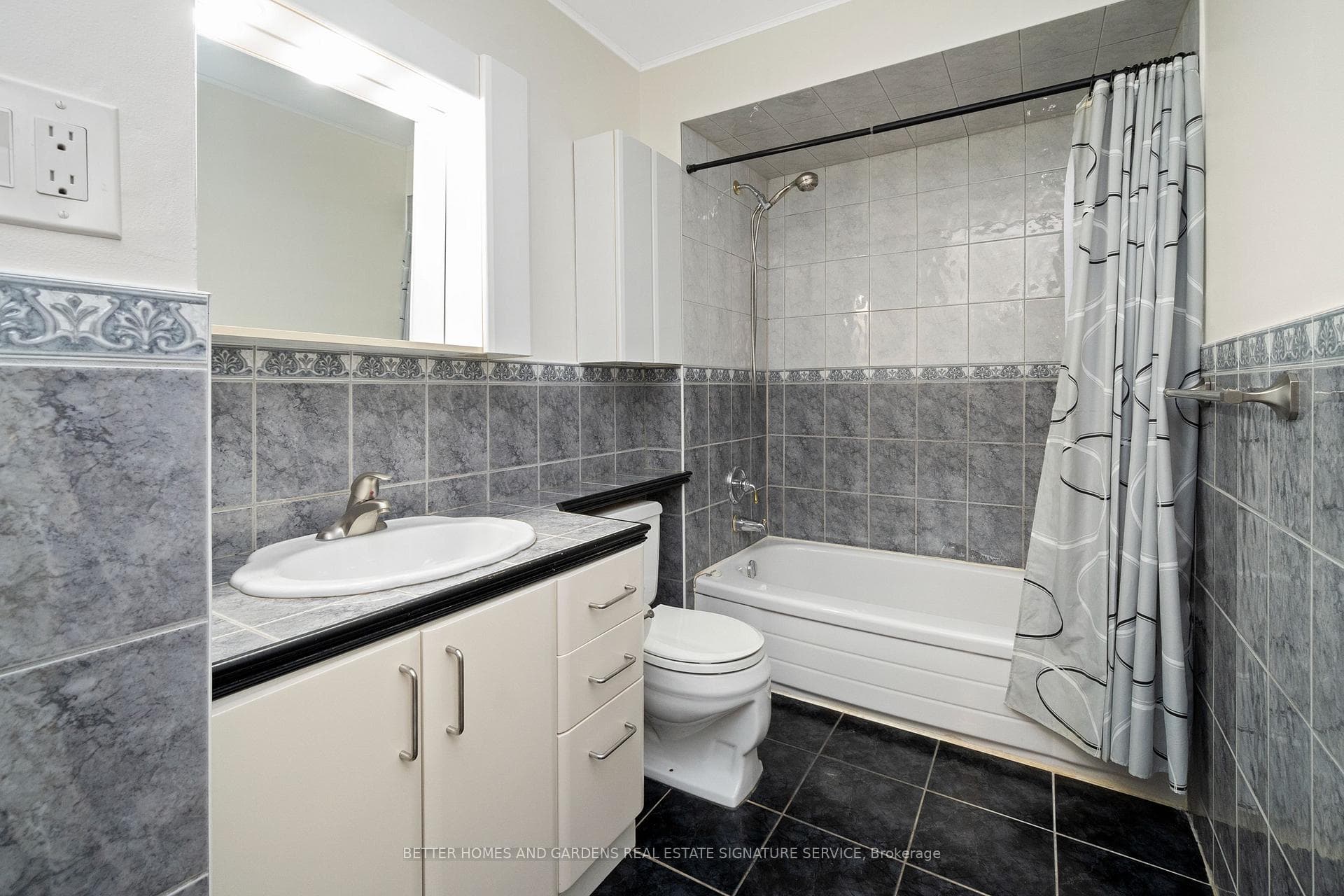 1055 Shawnmarr Road Unit 39 photo 20