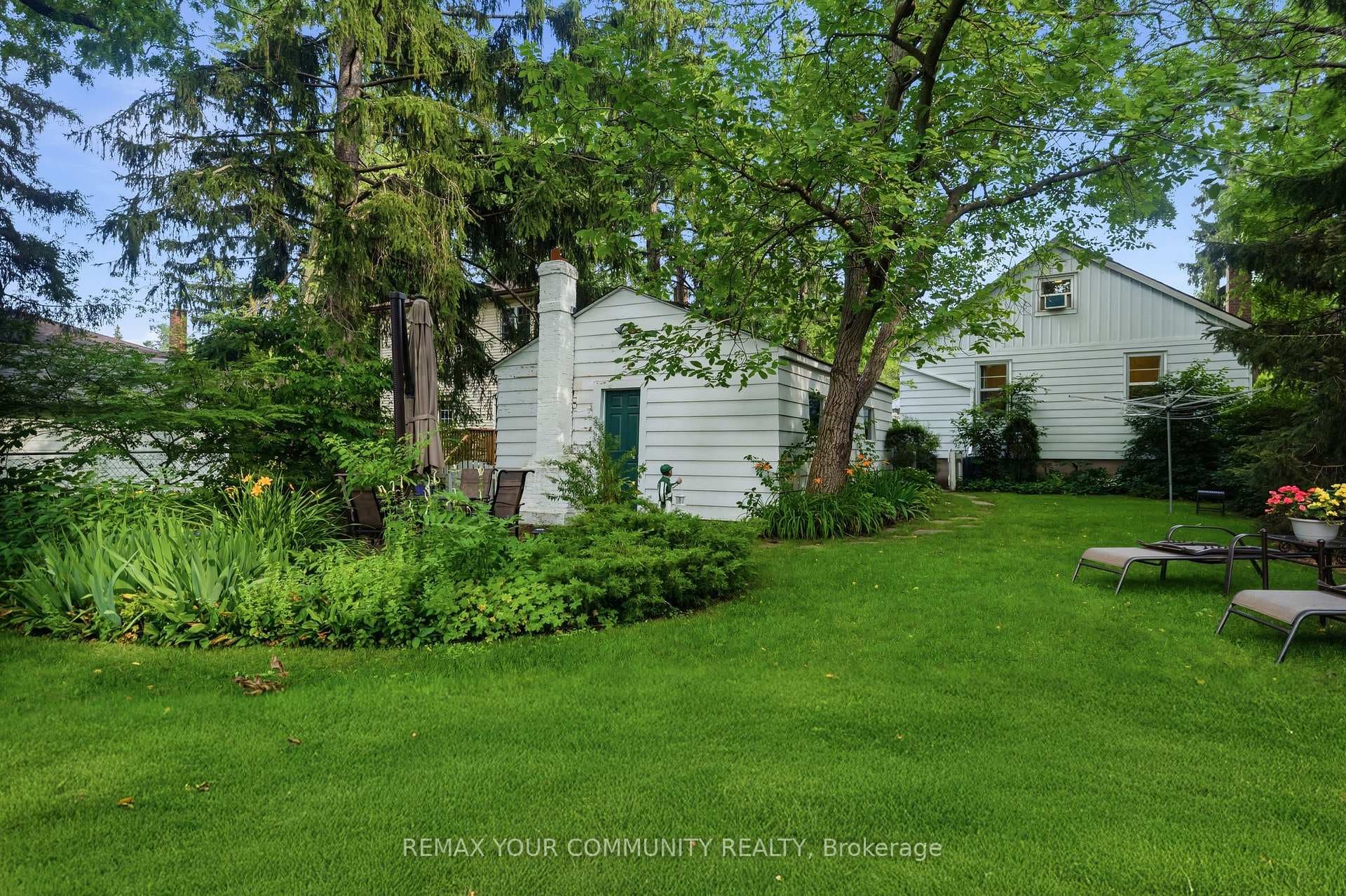 223 Richmond Street photo 19