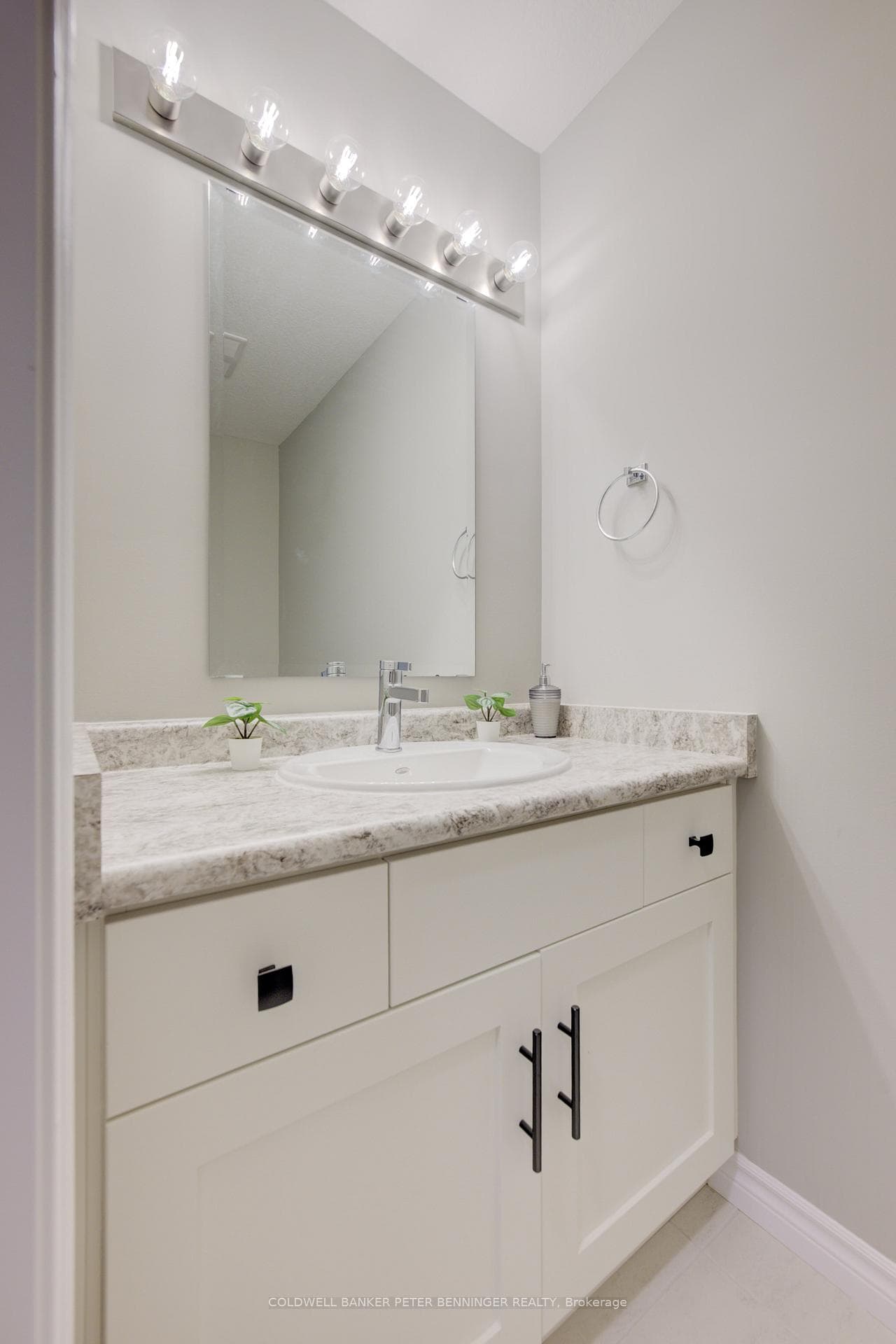 34 LOMOND Lane photo 14