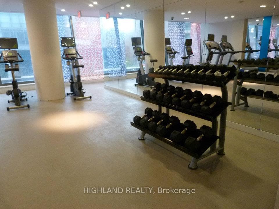 832 Bay Street Unit 2510 photo 19