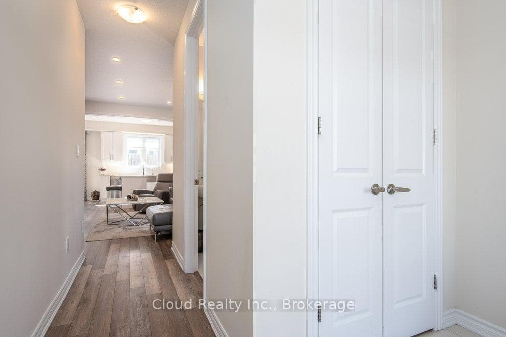 114 Blacksmith Drive photo 21