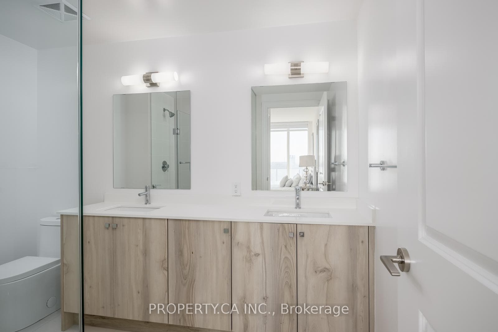 10 Gatineau Drive Unit 813 photo 22