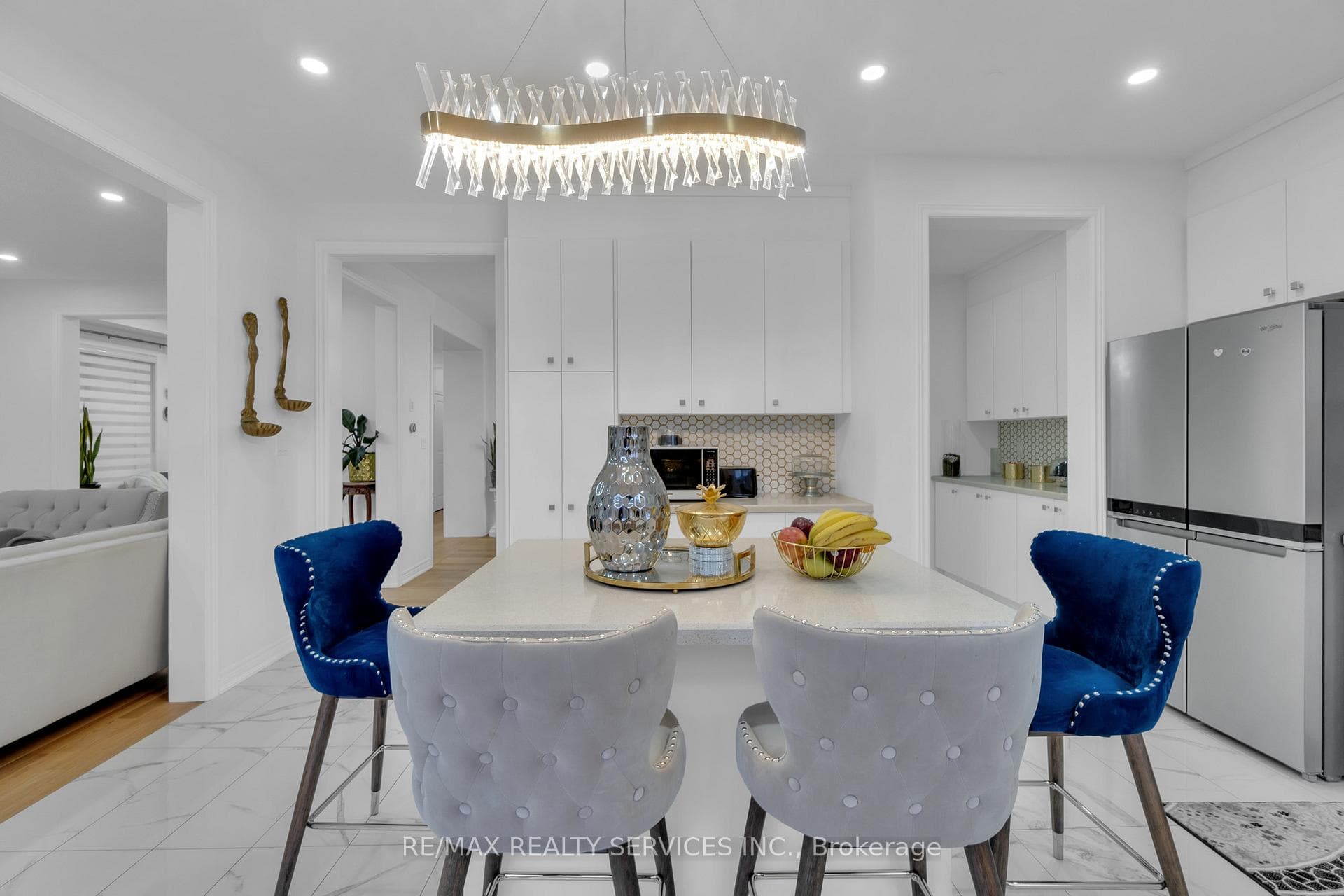 59 Hawtrey Road photo 11