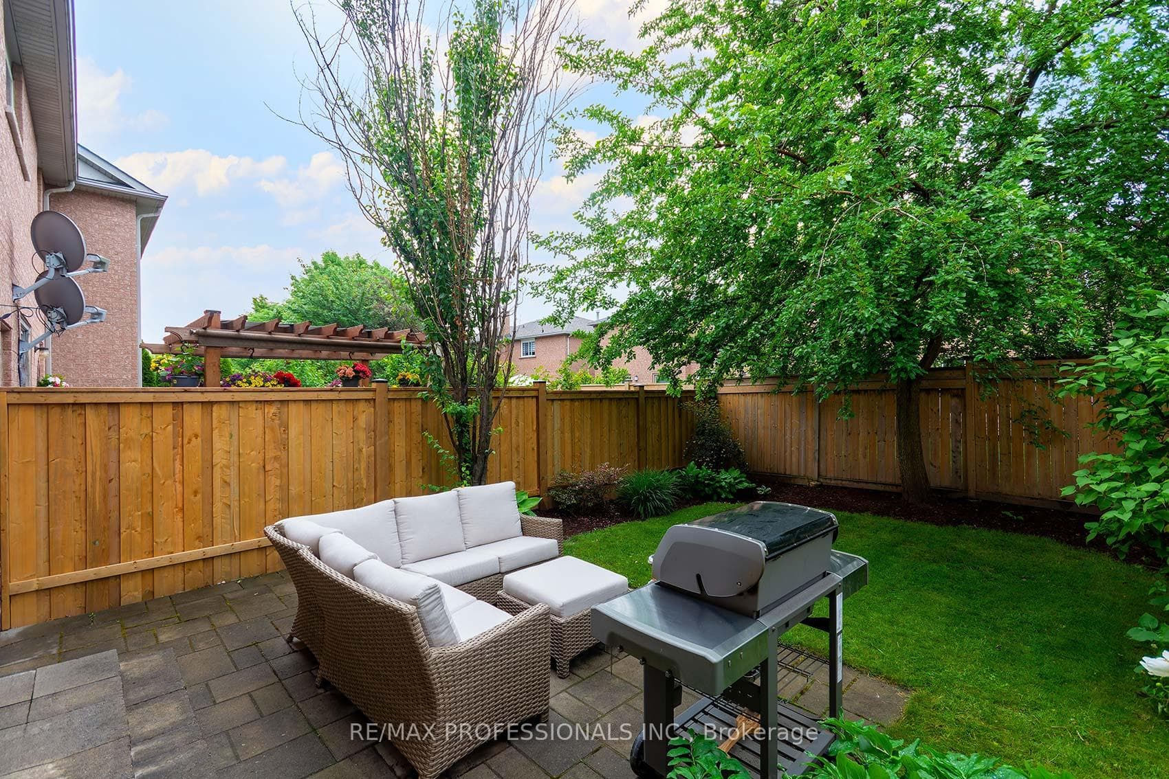 630 Julia Avenue photo 36