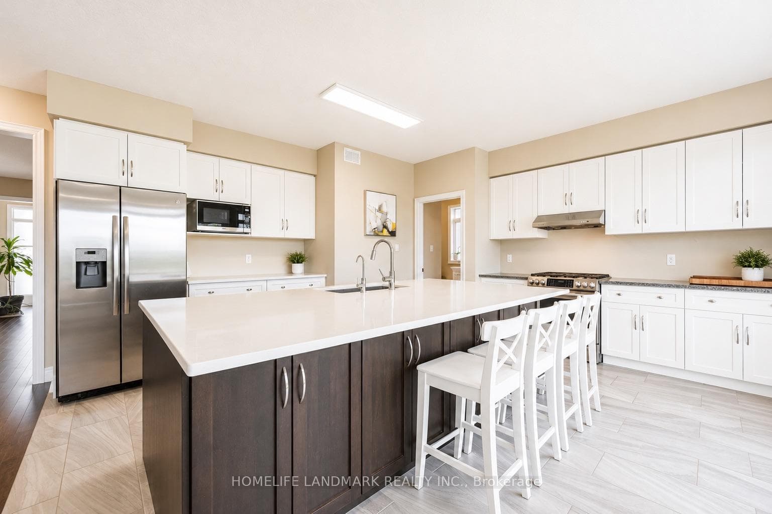283 Macalister Boulevard photo 11