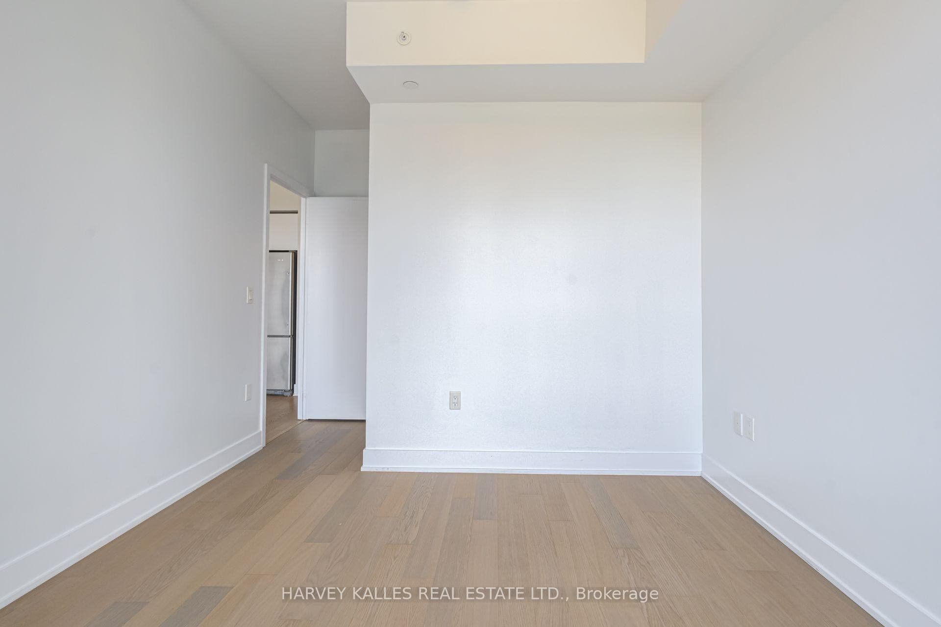 30 Shore Breeze Drive Unit 1822 photo 21