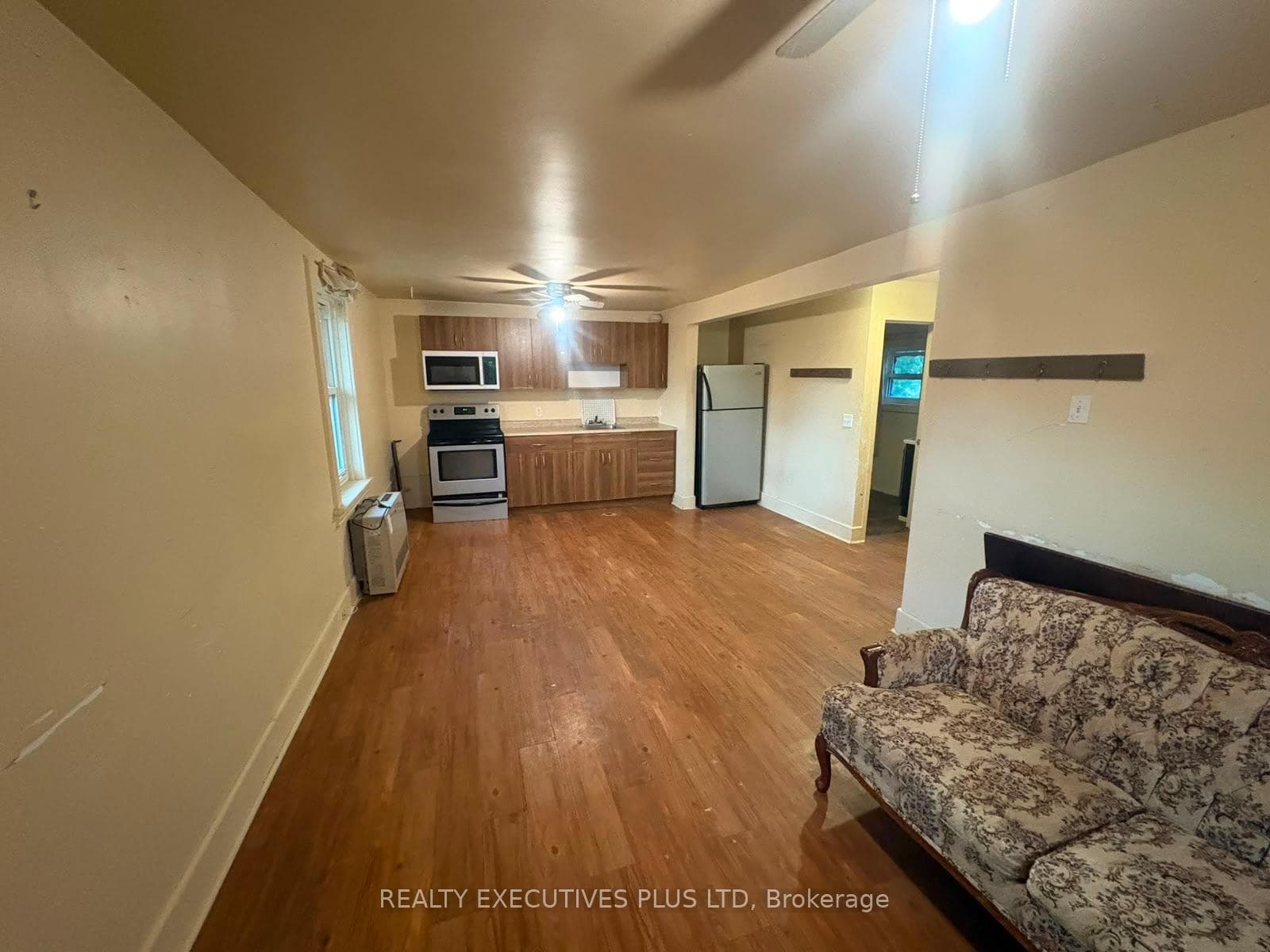 106 Fourth Avenue photo 5