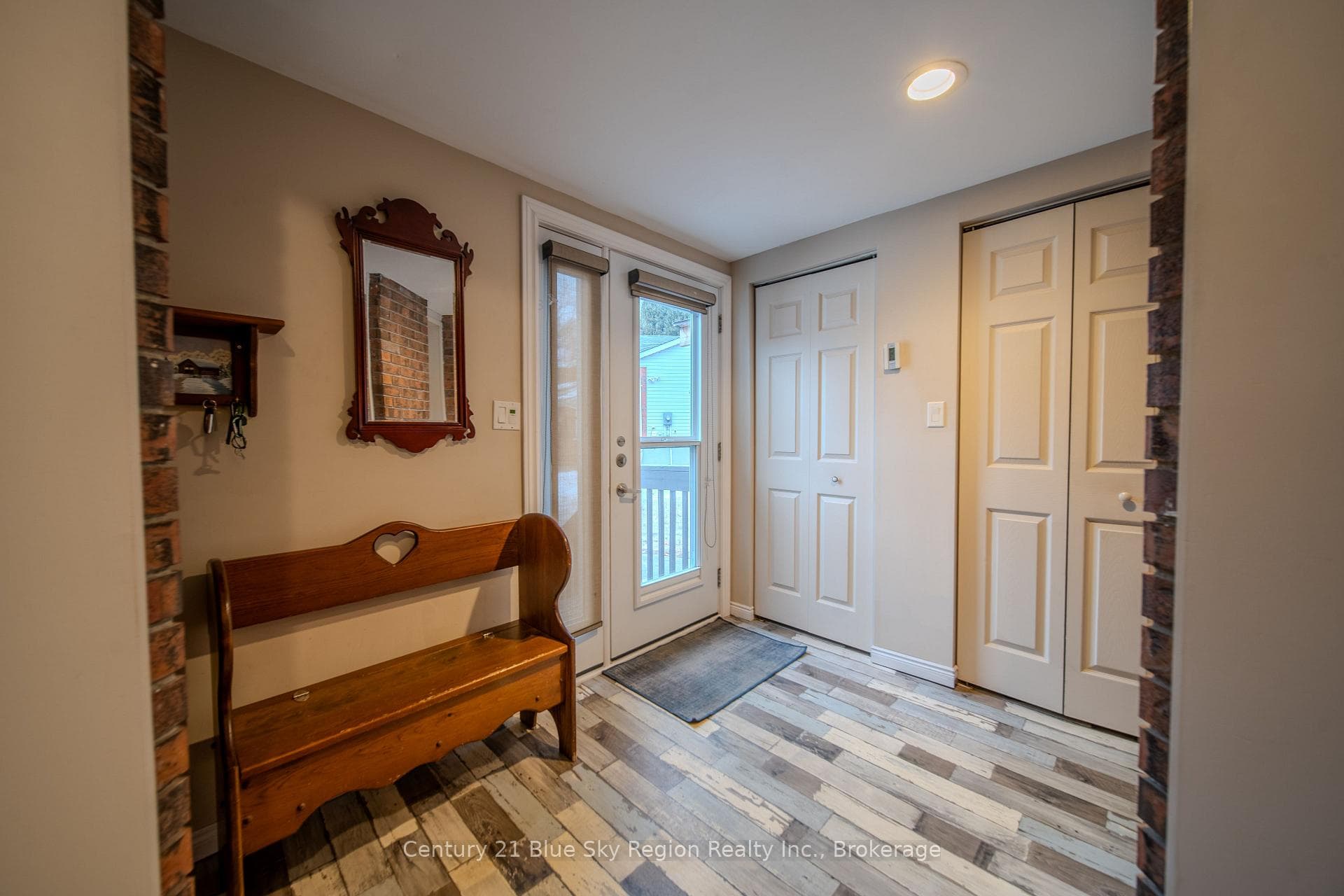 22 Canyon Court photo 2