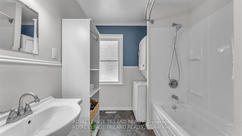 769 Quebec Street photo 14