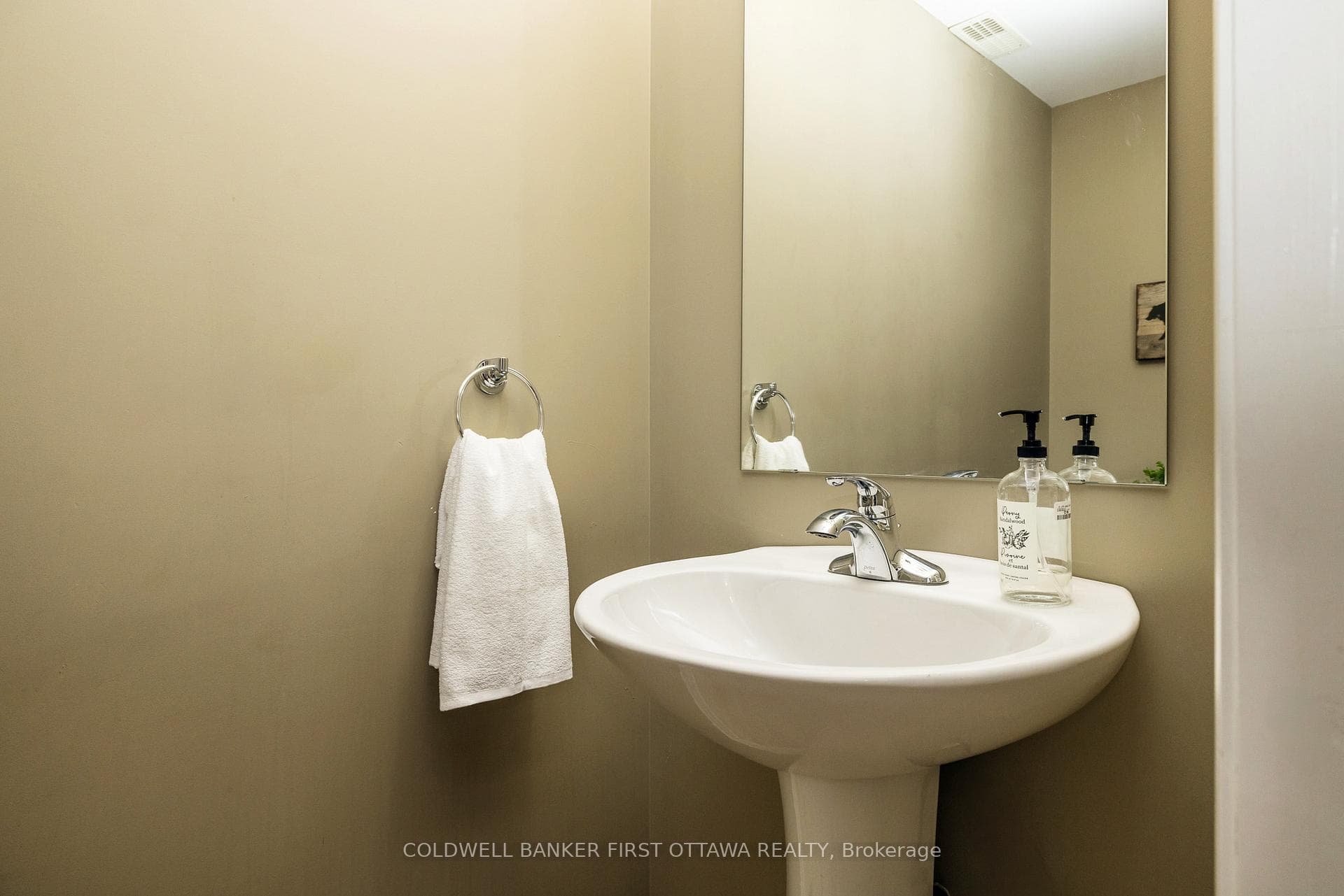 1210 MCWATTERS Road Unit 6 photo 13