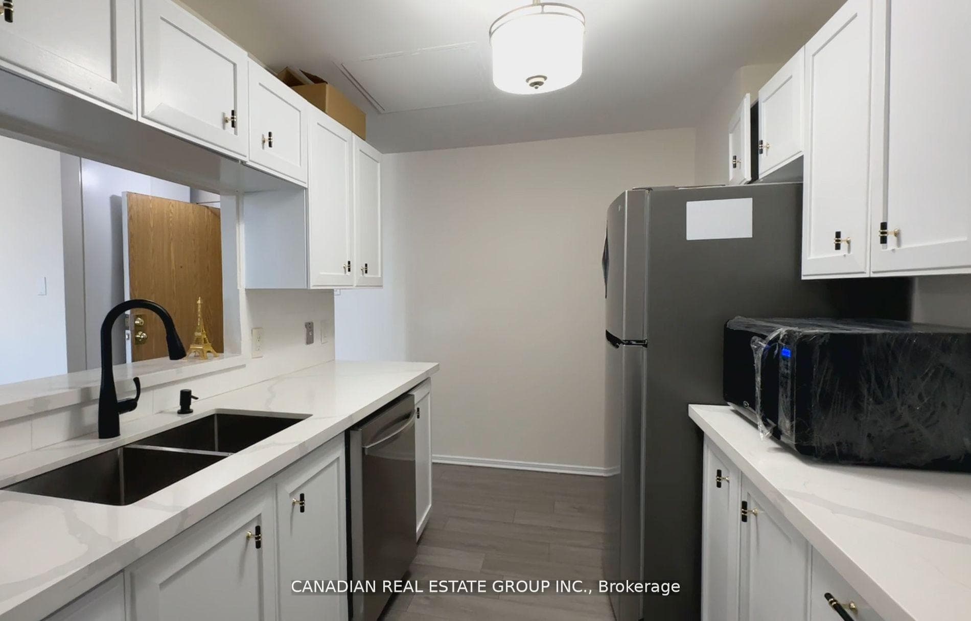 25 Trailwood Drive Unit 103 photo 16