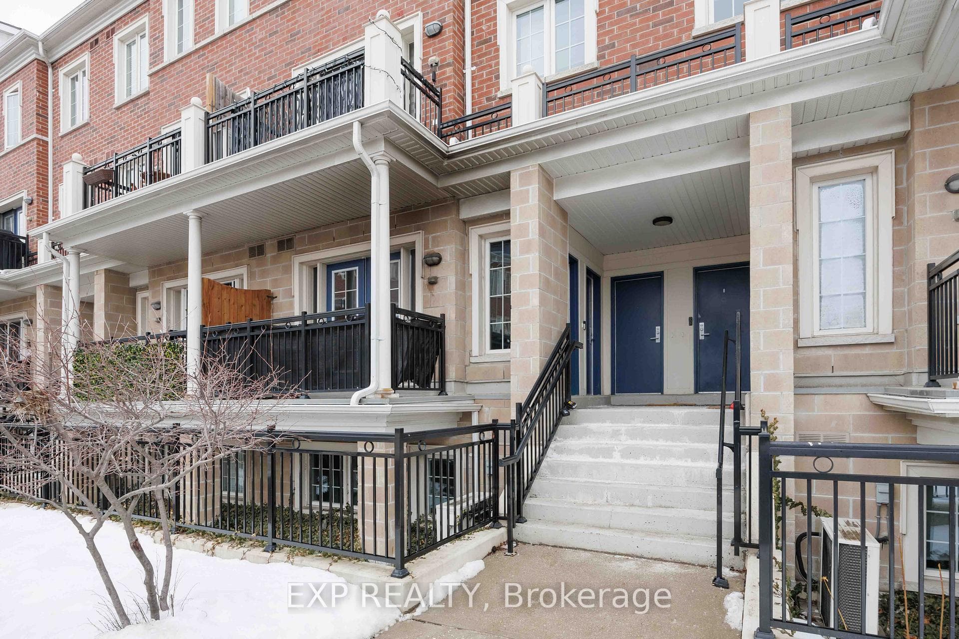 26 Bruce Street Unit E12 photo 3