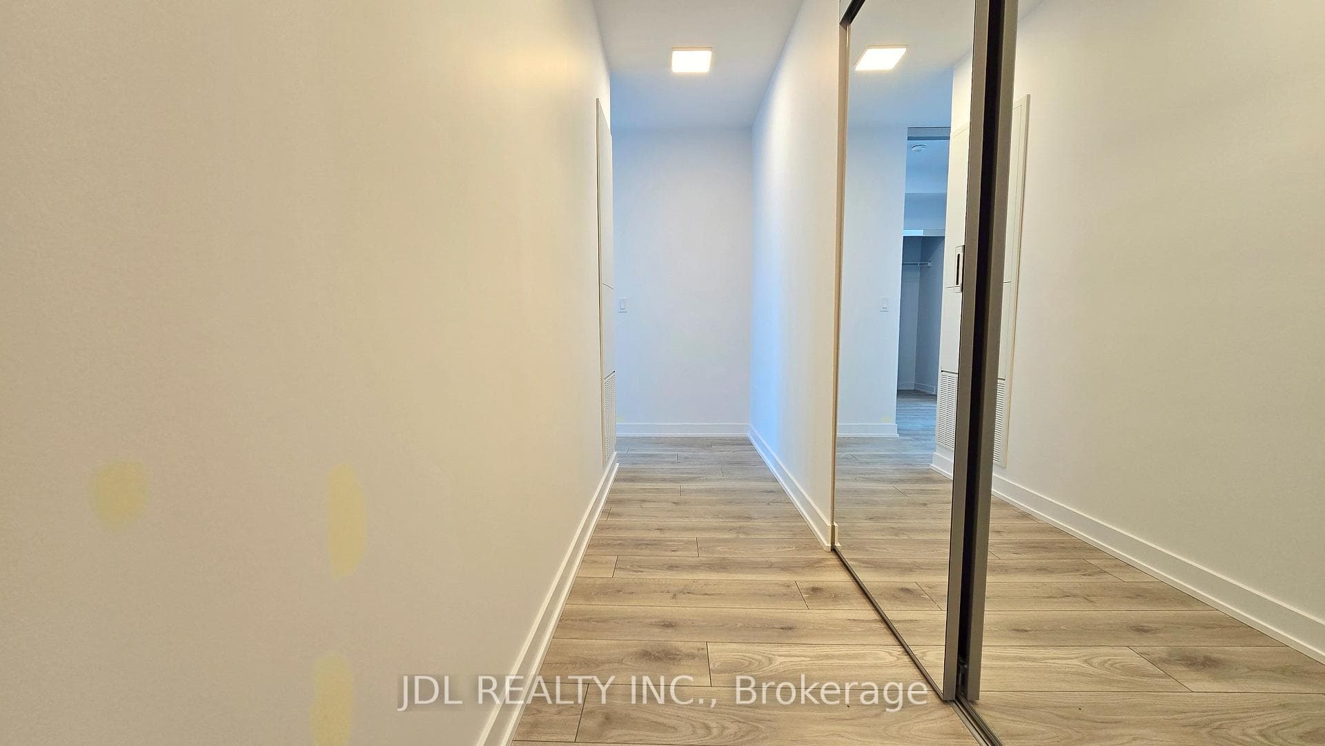 29 Green Trail Court Unit 301 photo 6