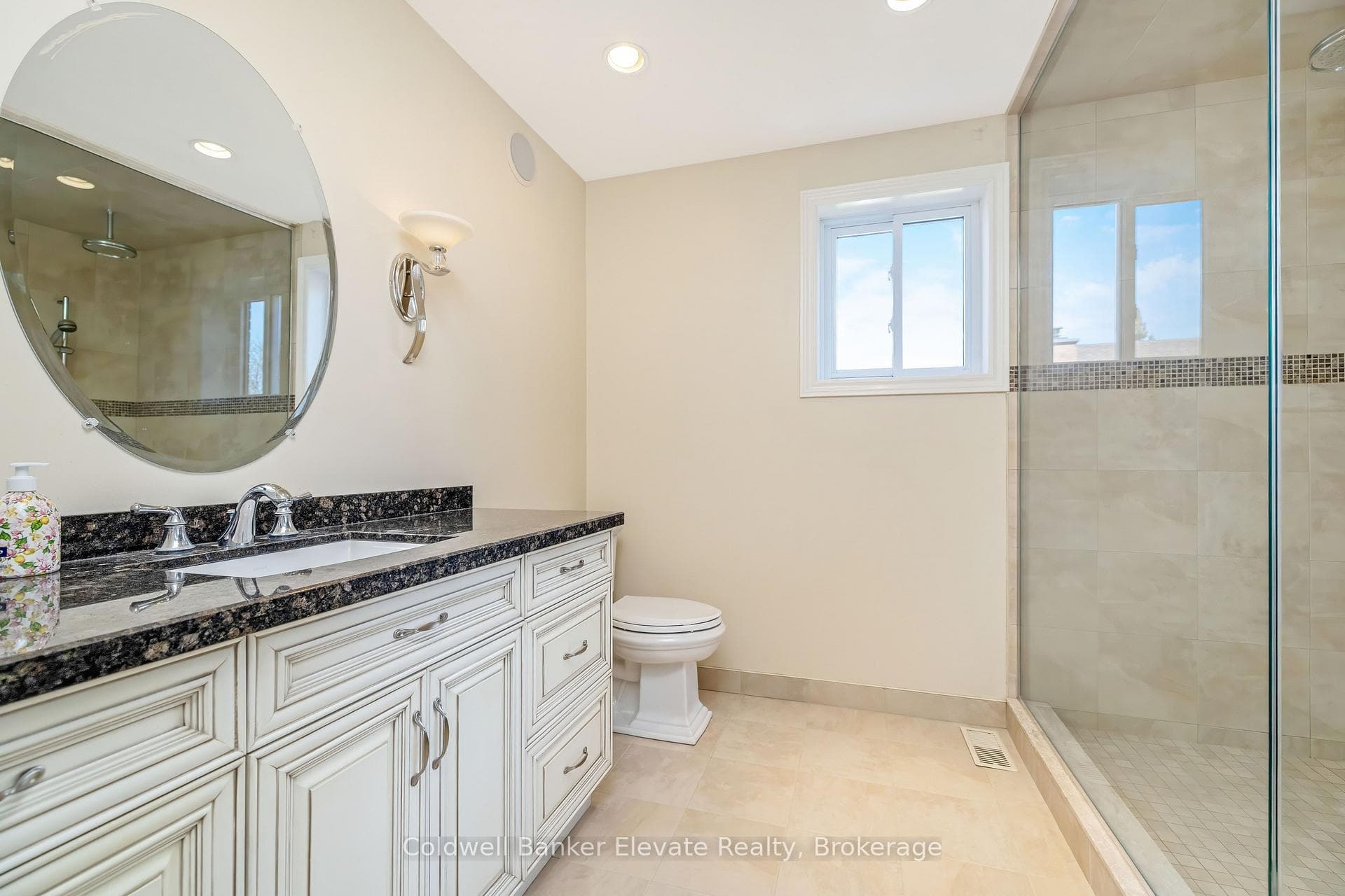 18 Handorf Drive photo 28