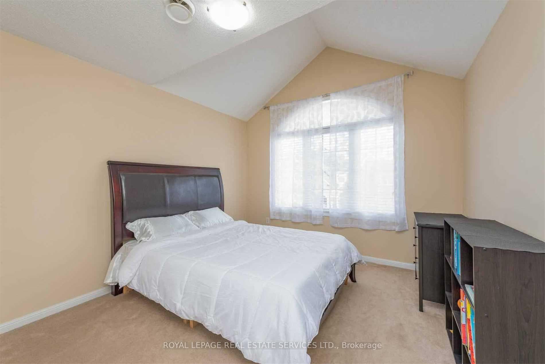 289 Potts Terrace photo 22
