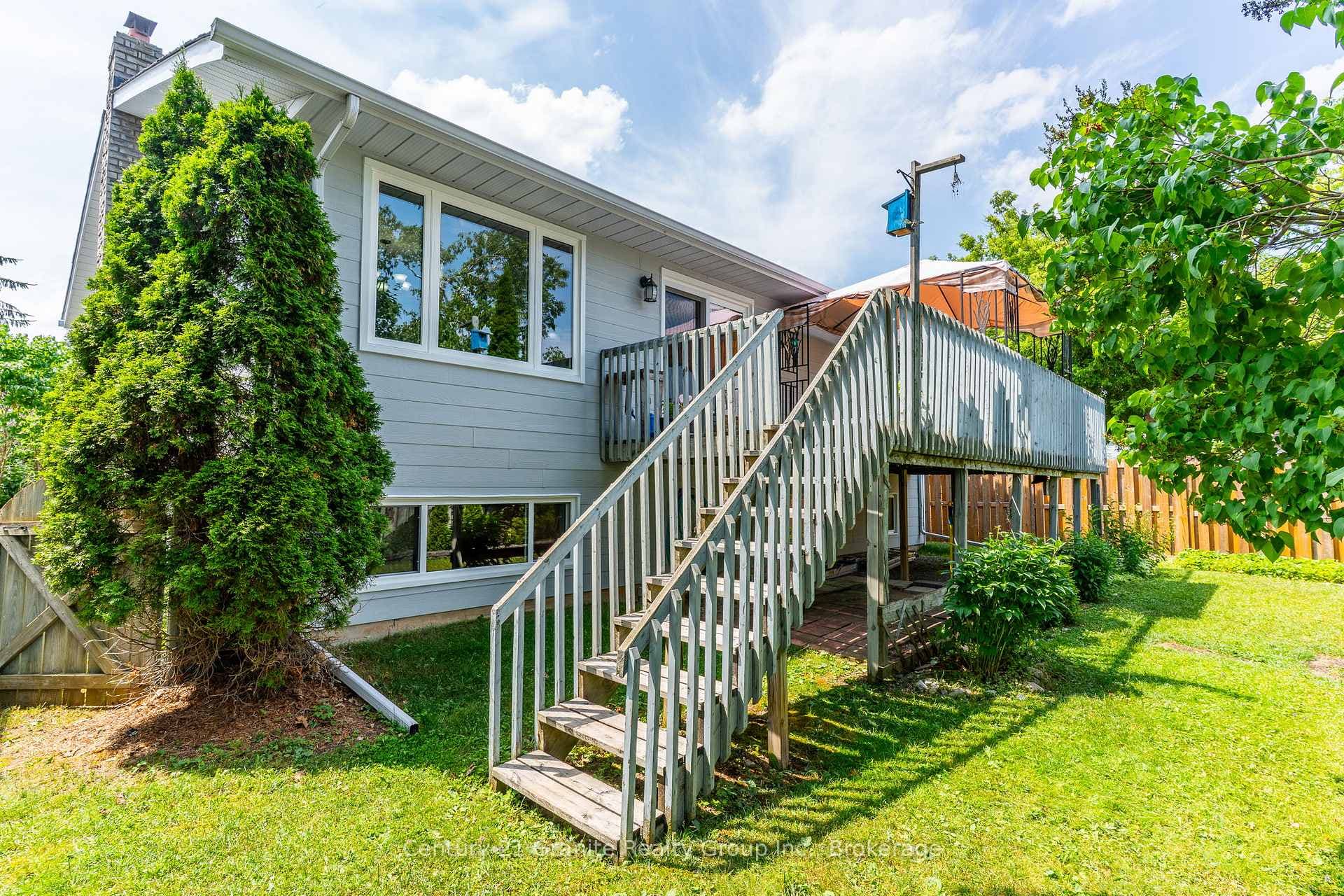 4 Birch Crescent photo 46