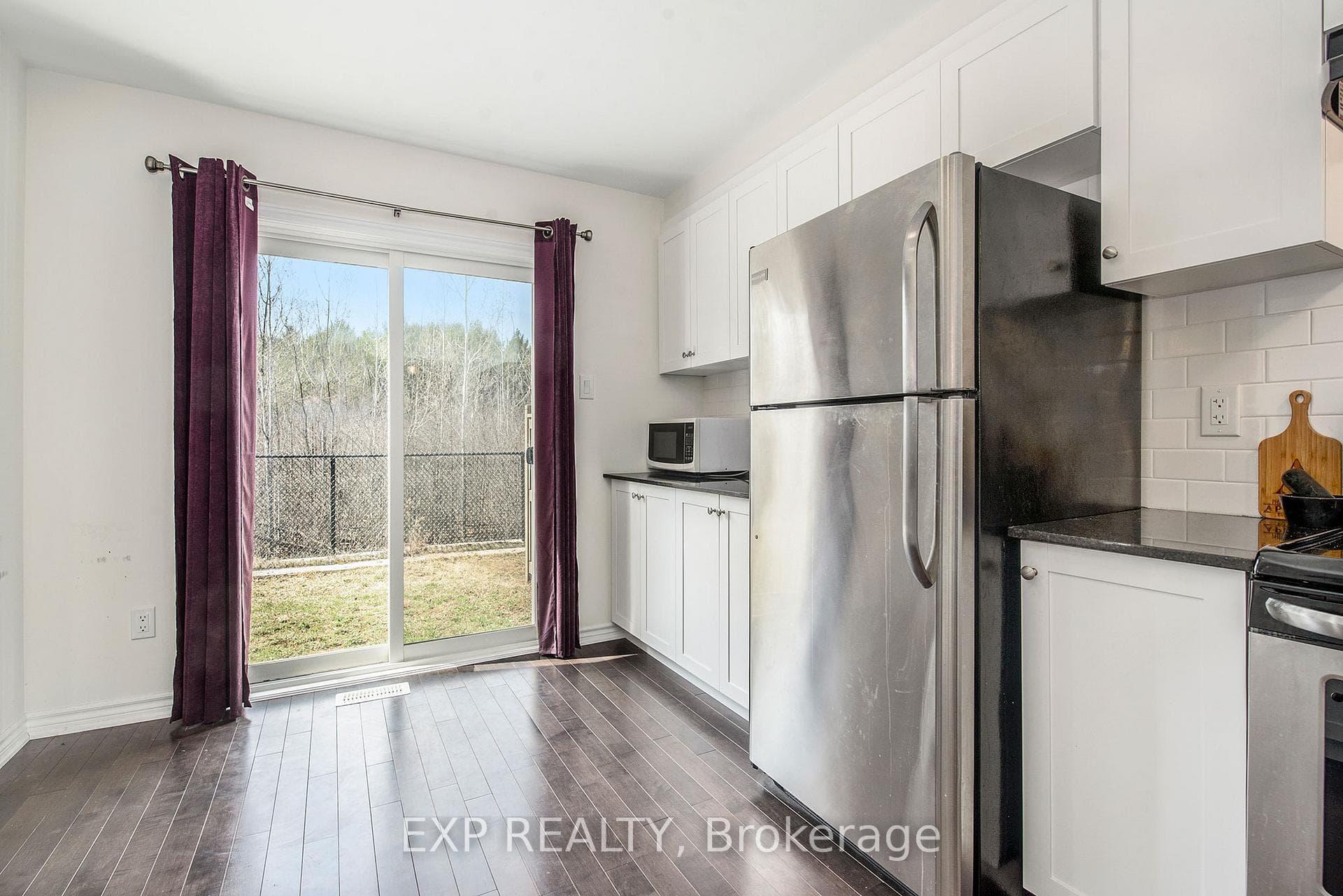 141 Maestro Avenue photo 11