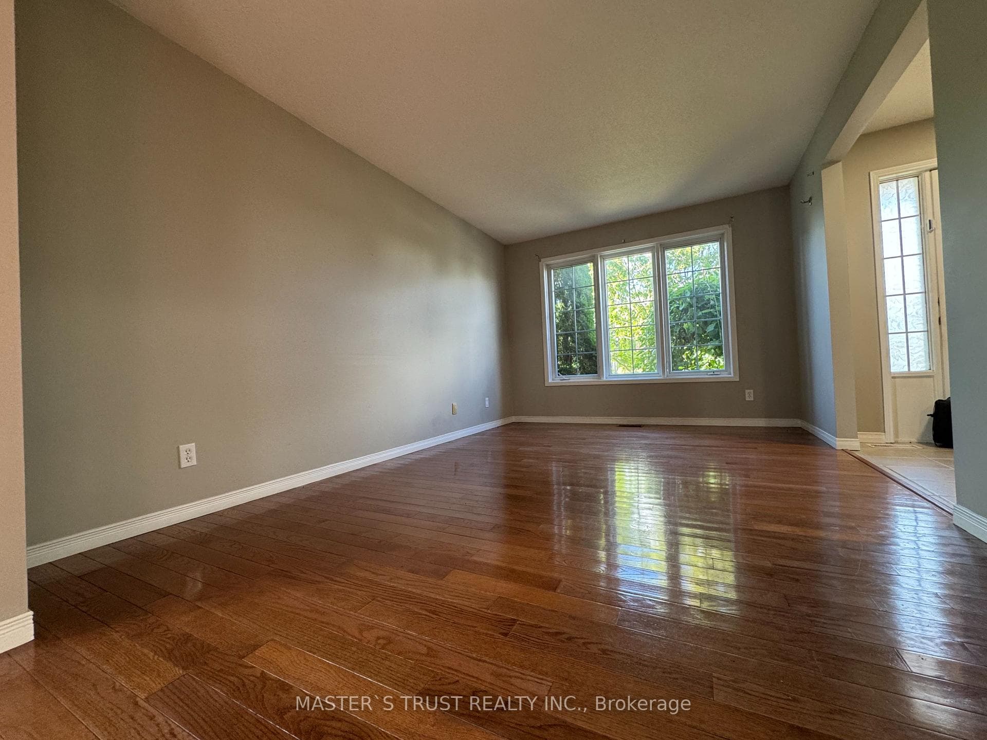 71 Hedgestone Crescent photo 11