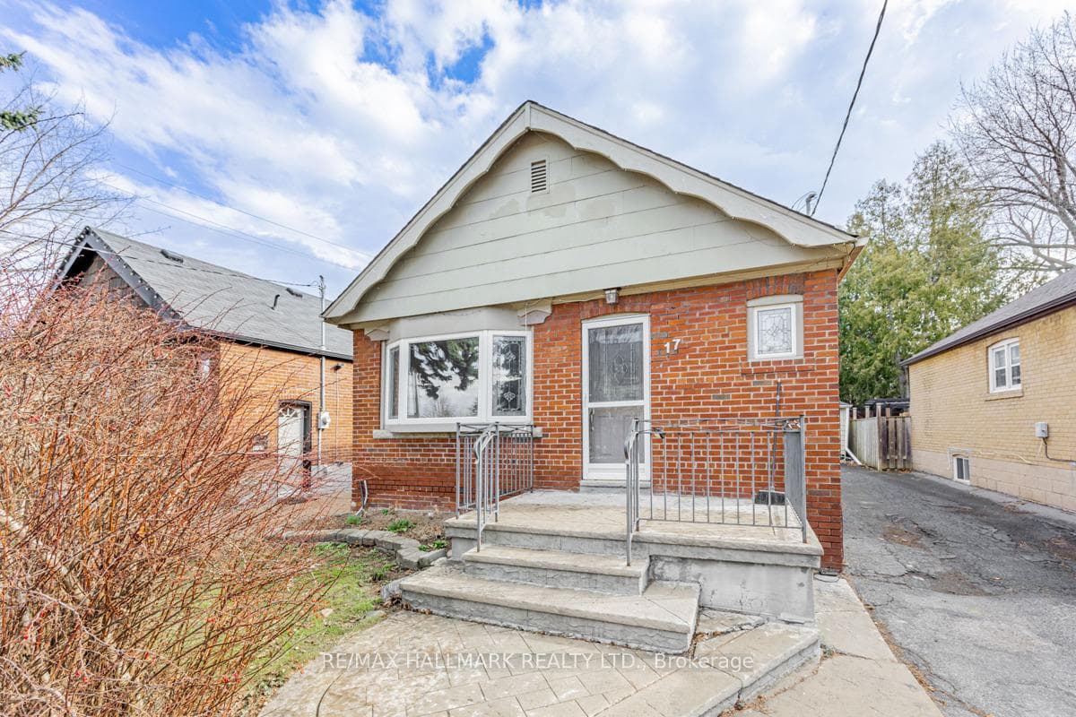 17 Eden Park Road photo 2