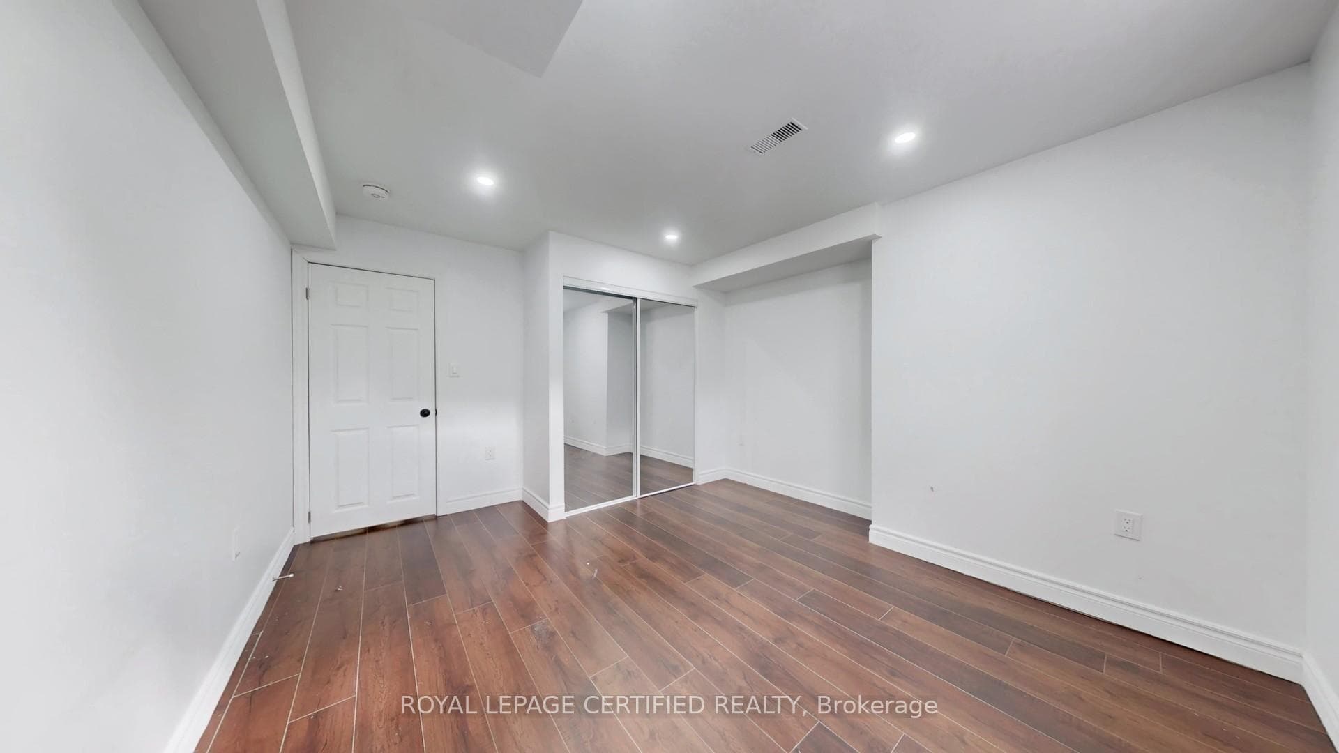 21 Ouellette Drive photo 43