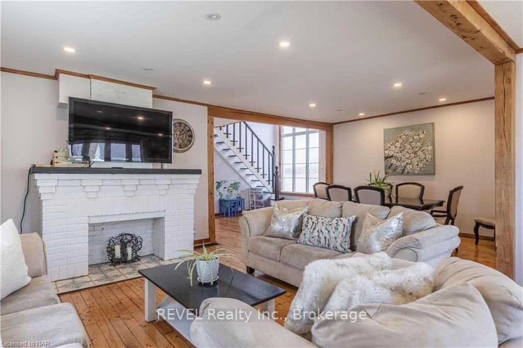 Relax with family and friends in the living room