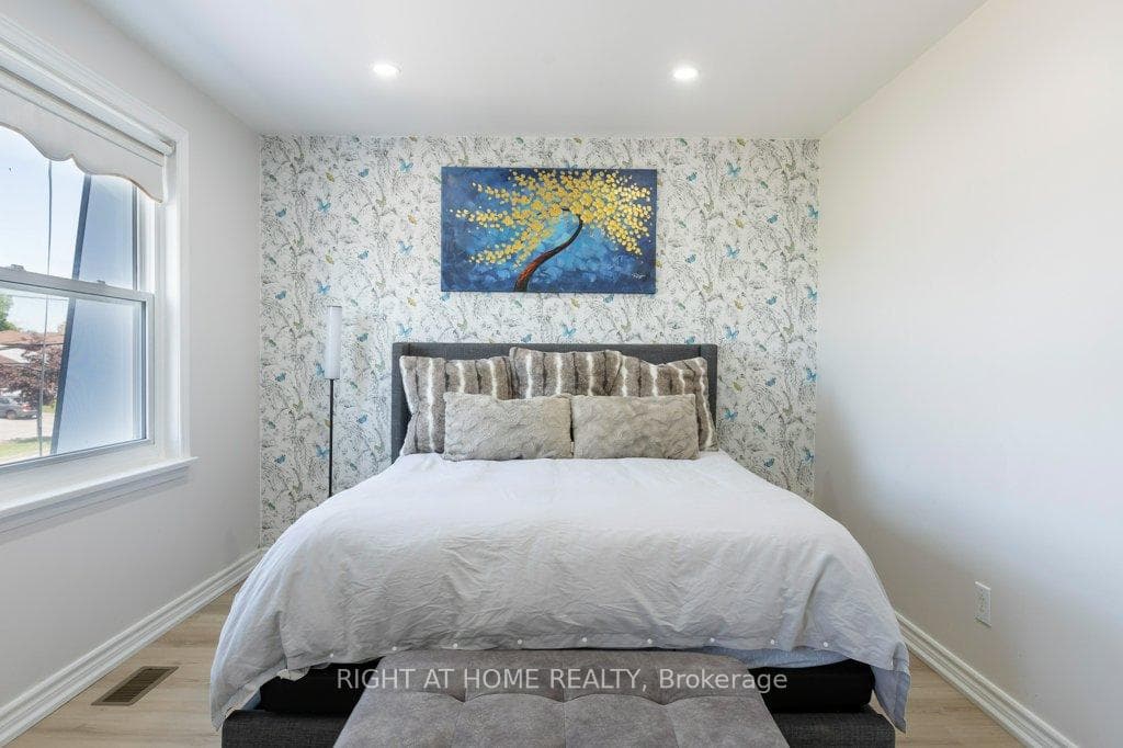 4 Fennimore Crescent photo 27
