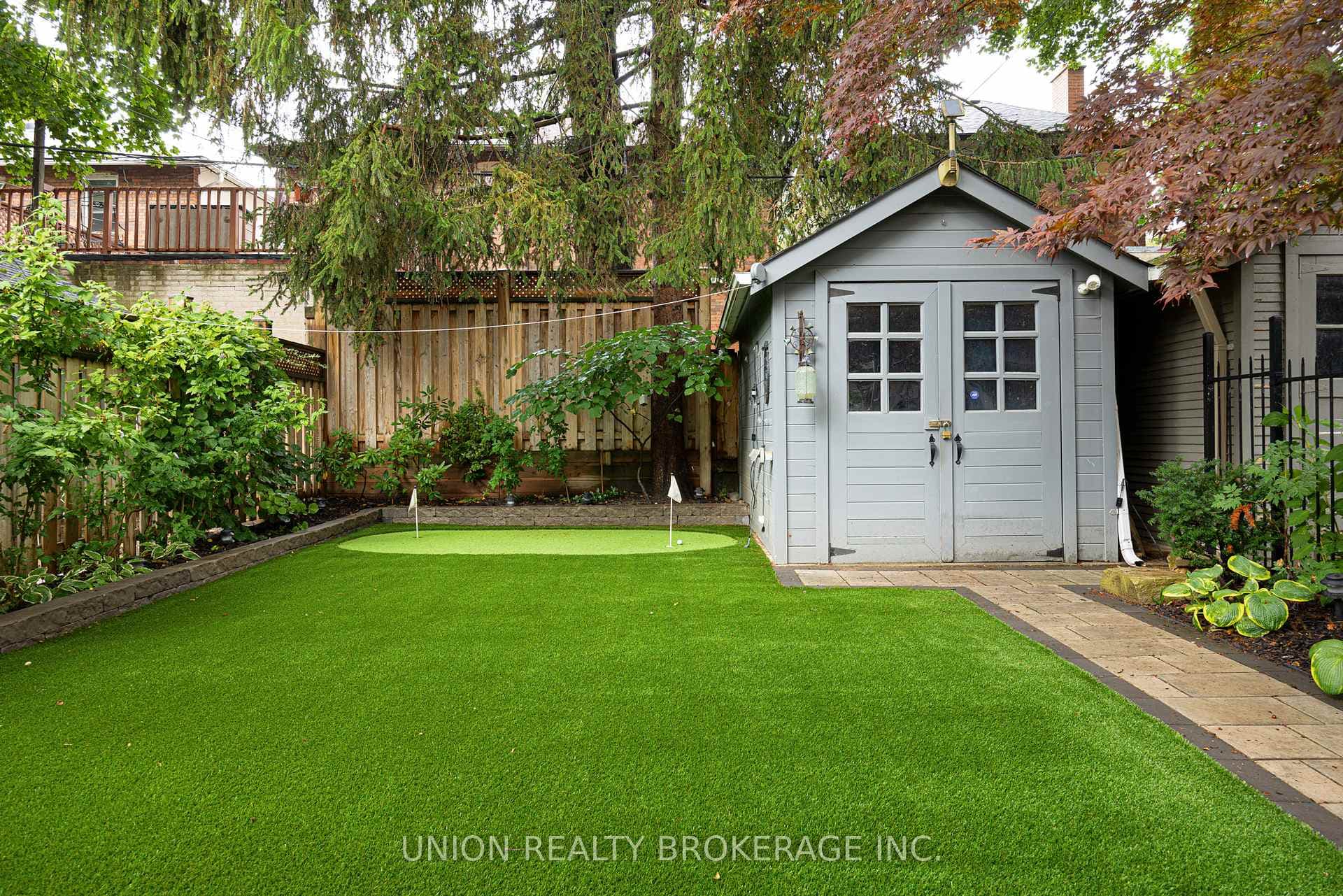 10 Selwood Avenue photo 40