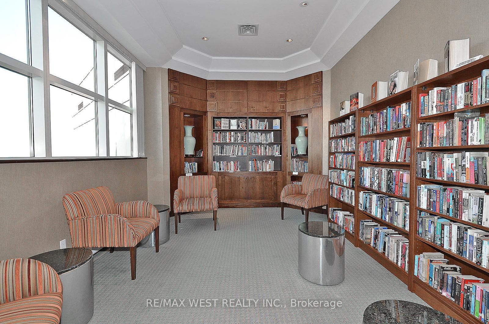 1 Palace Pier Court Unit 2204 photo 37