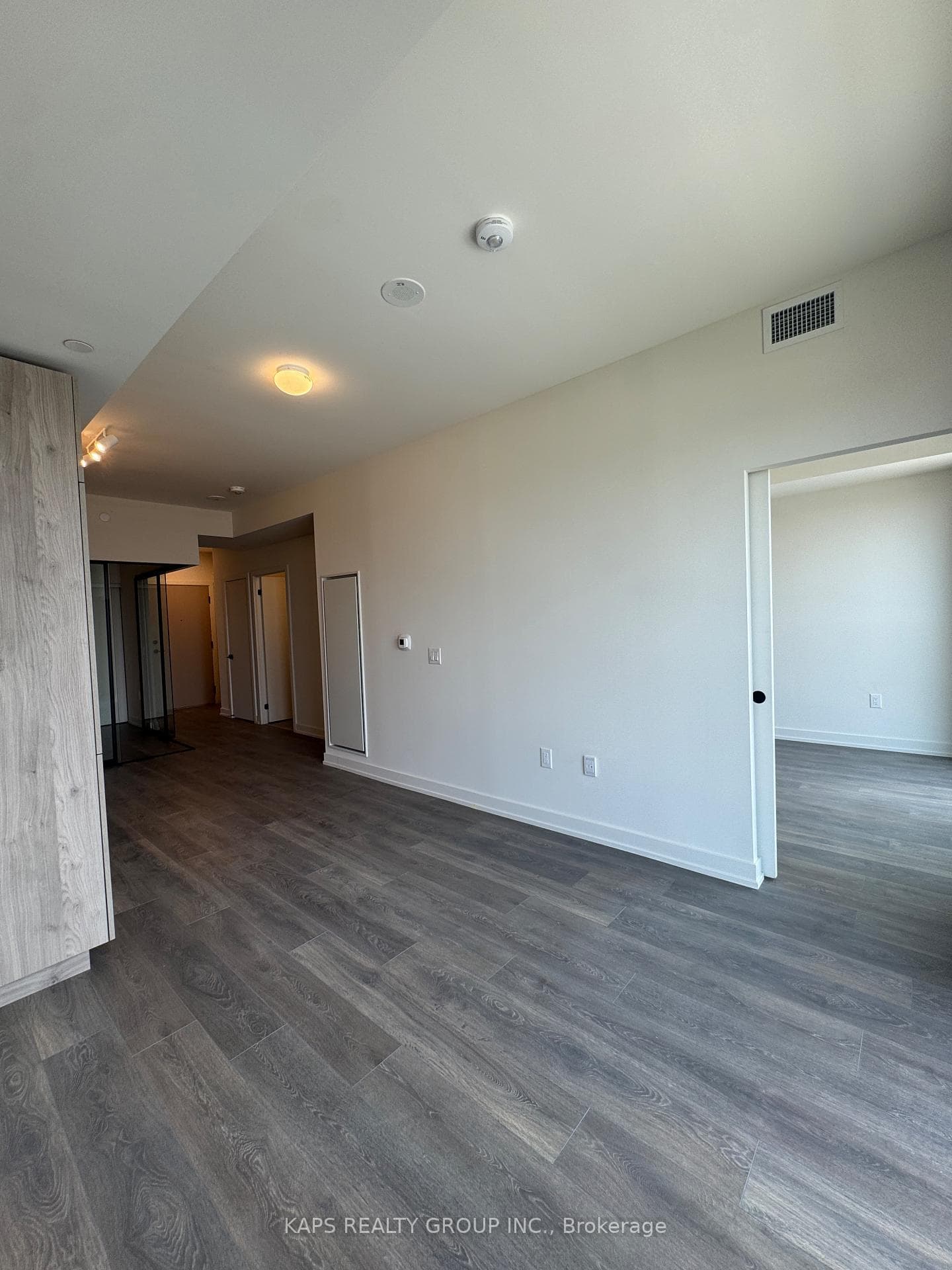 181 Sterling Road Unit 1212 photo 11