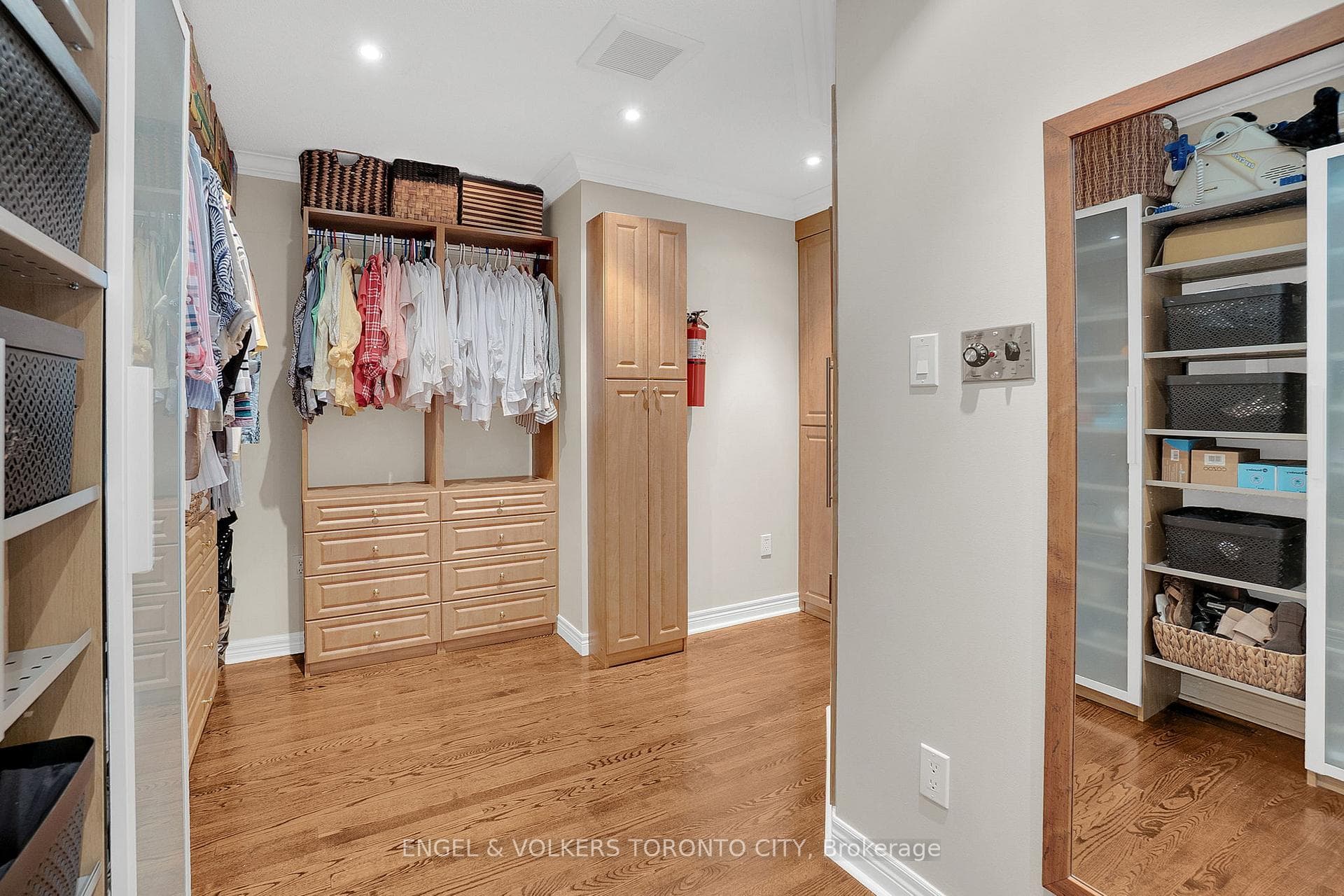 123 Salamander Court photo 23