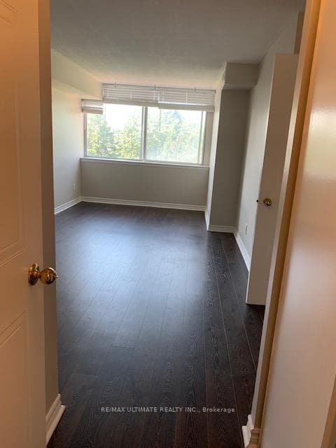 11753 Sheppard Avenue Unit 409 photo 13