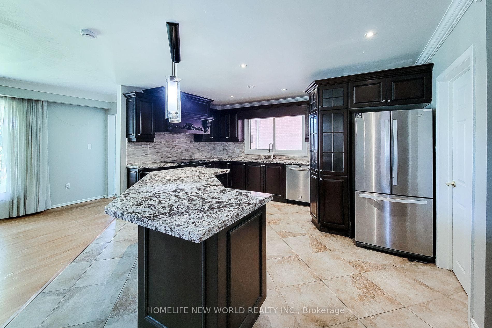 138 Rifle Range Road photo 9