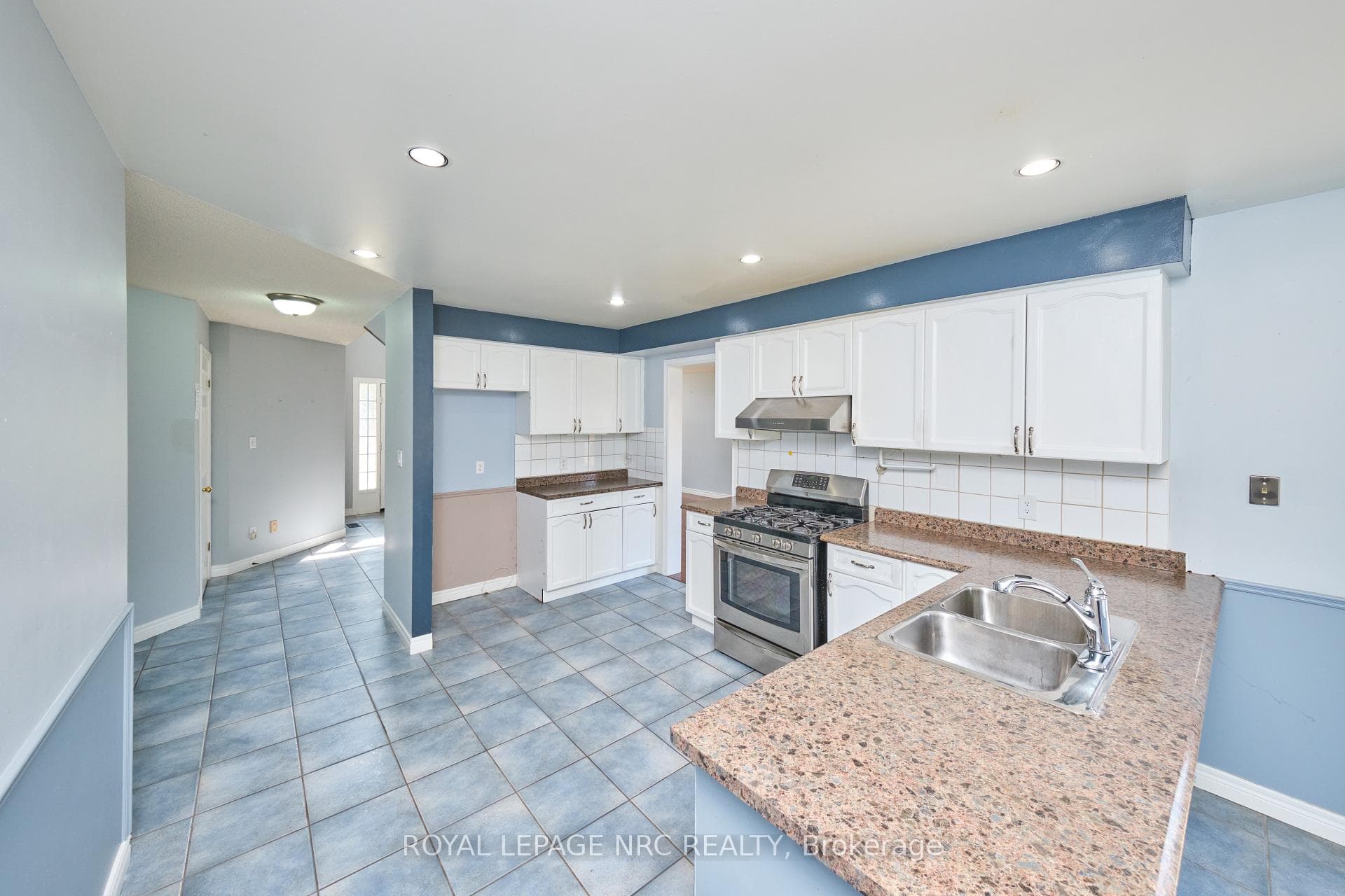 15 Creanona Boulevard photo 15