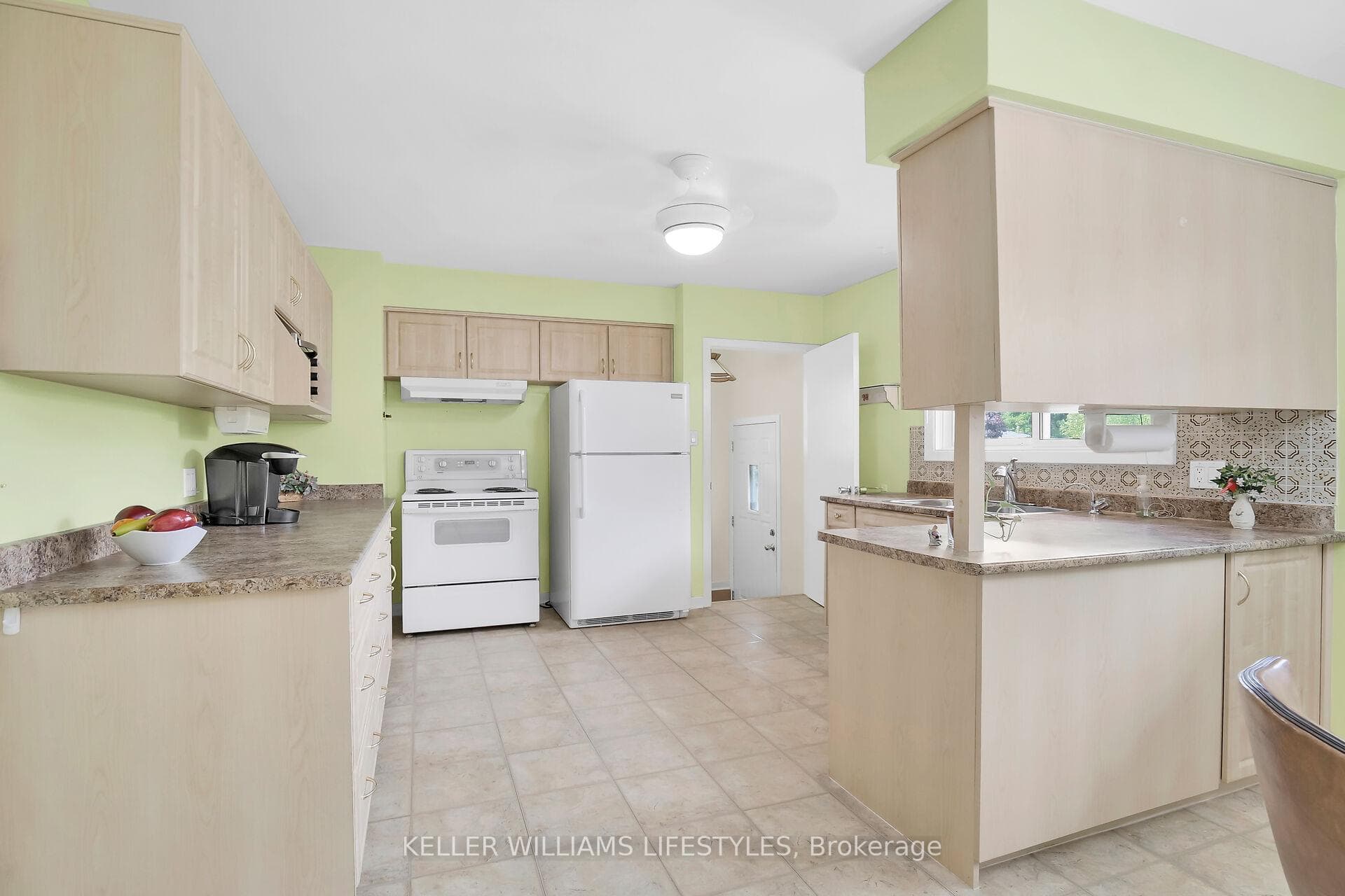 1569 Dale Street photo 14