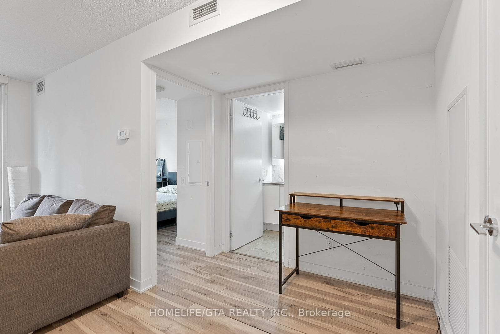 70 Queens Wharf Road Unit 705 photo 9