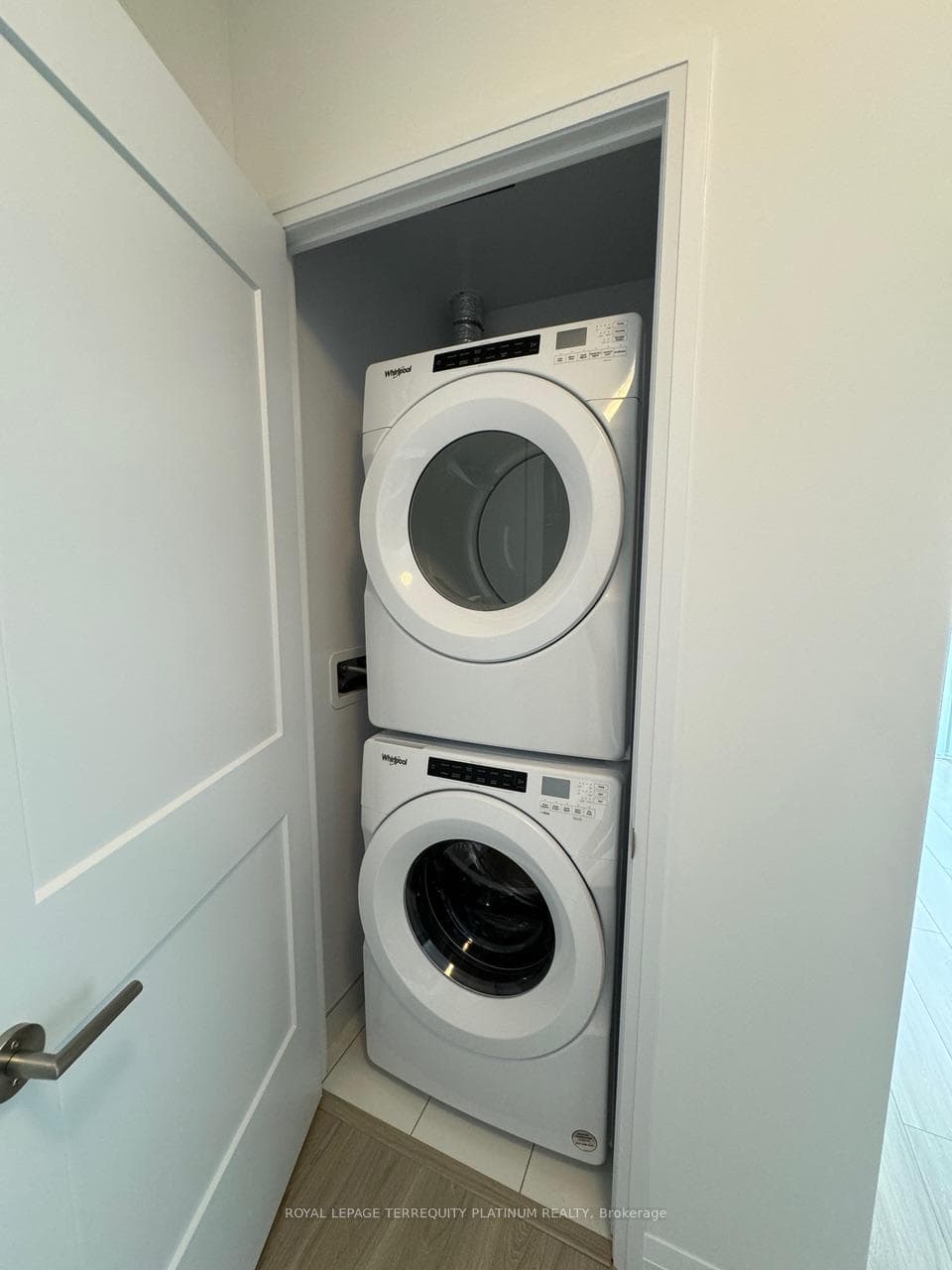 25 Holly Street Unit 708 photo 20