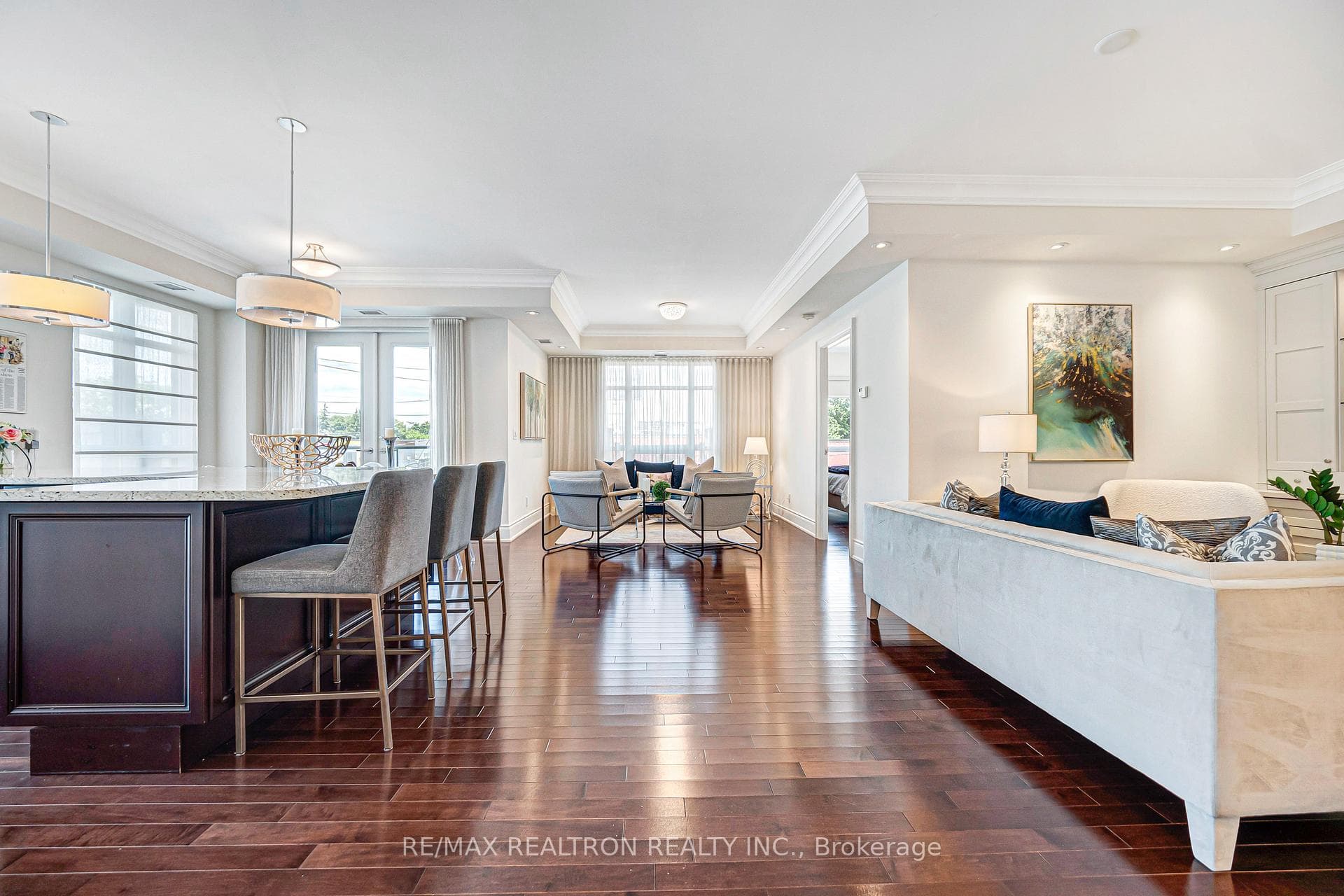 1717 Avenue Road Unit 314 photo 15