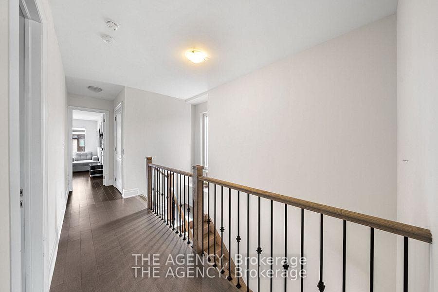 37 Aylin Crescent photo 8