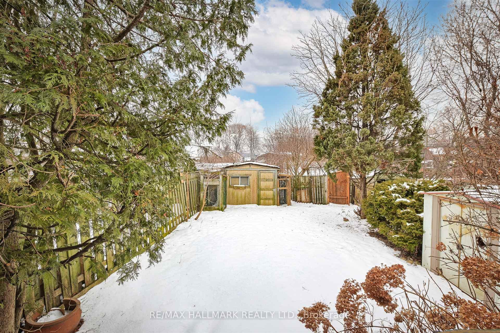 252 Winona Drive photo 39