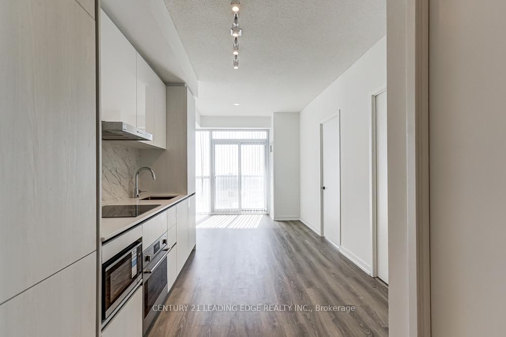 8 Interchange Way Unit 4011 photo 7