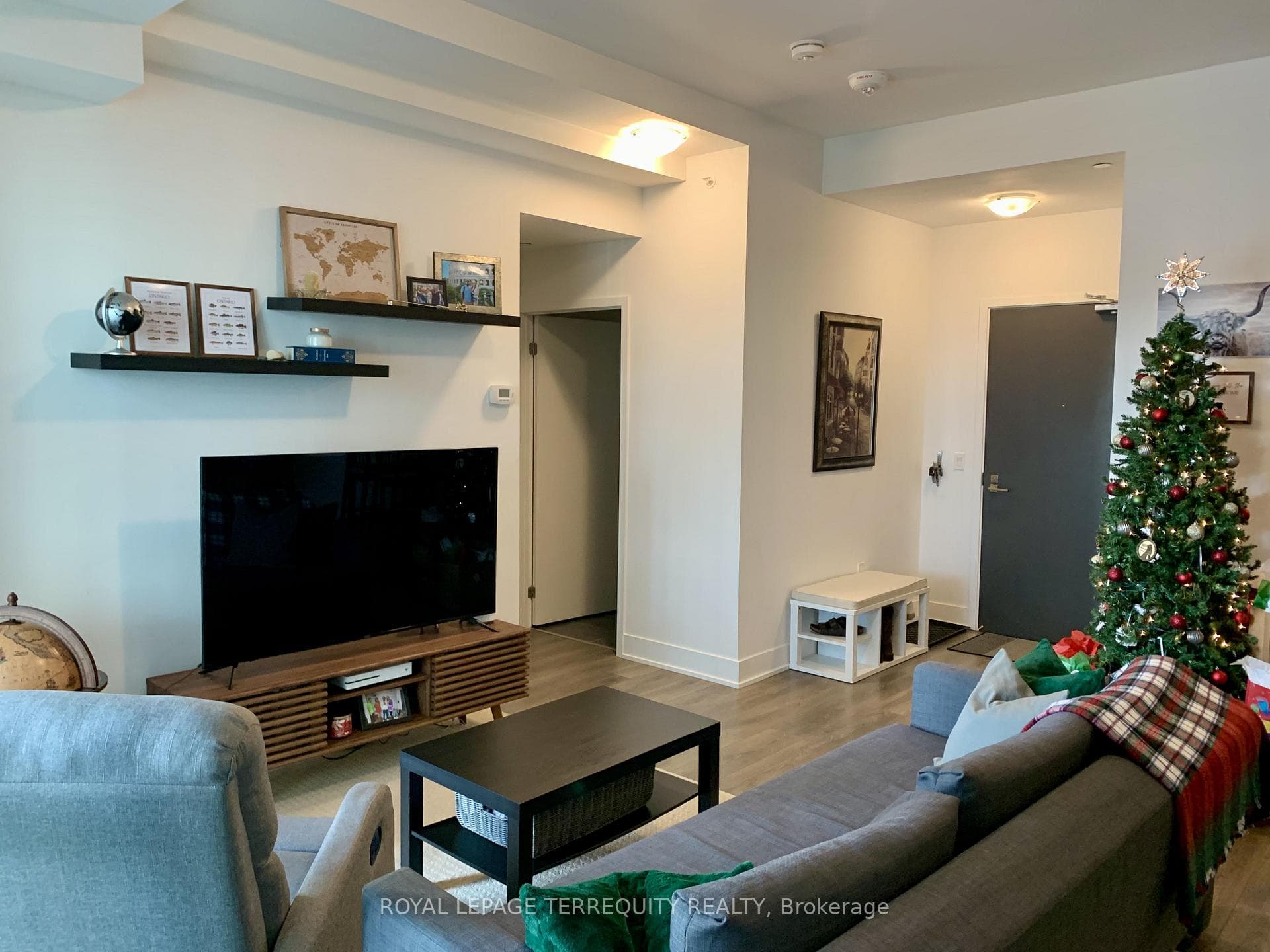 2908 Highway 7 Road Unit 507E photo 3