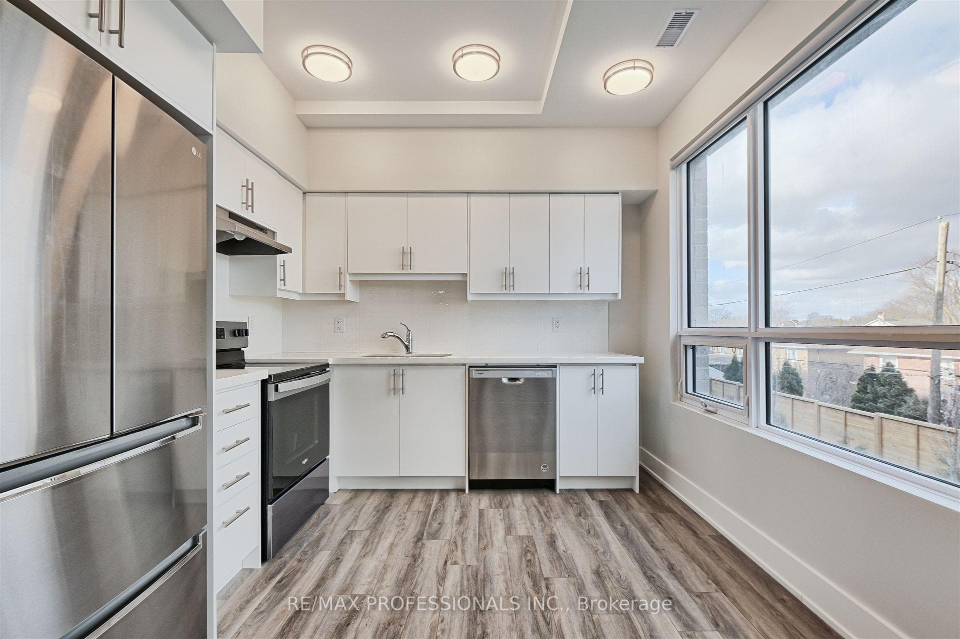 62 Dixfield Drive Unit 103 photo 10