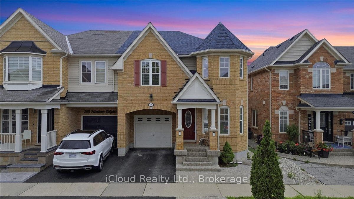 270 Whetham Heights photo 1