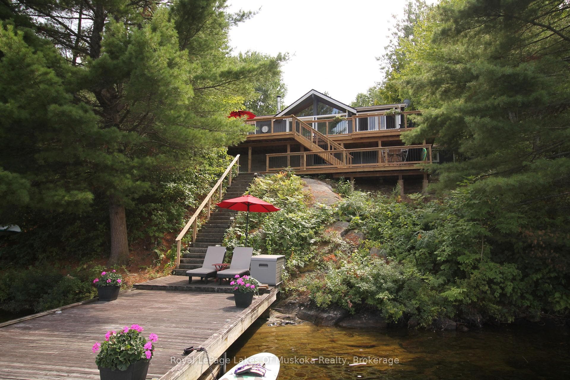 524 Peninsula Road photo 1