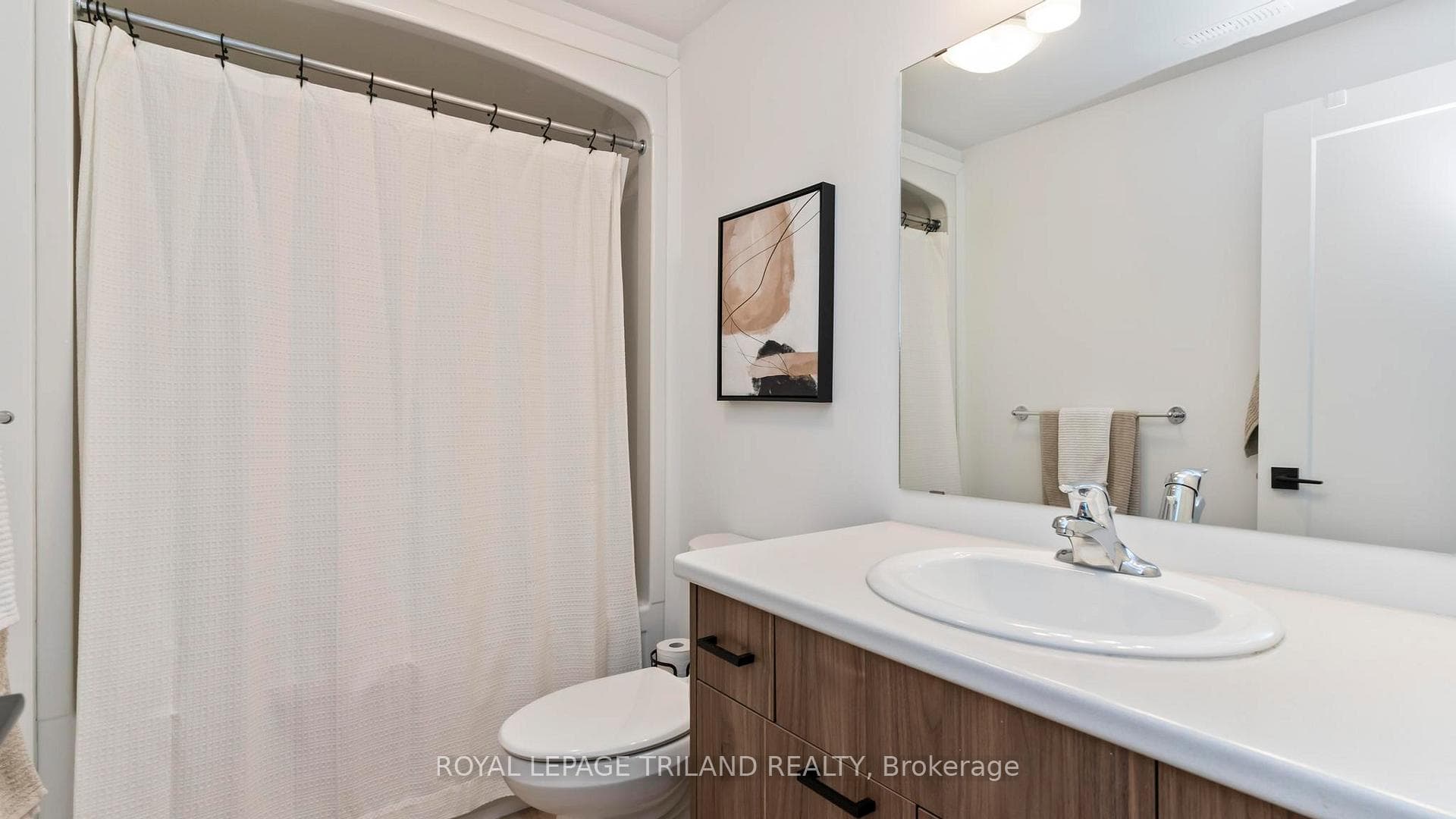 265 RENAISSANCE Drive photo 31