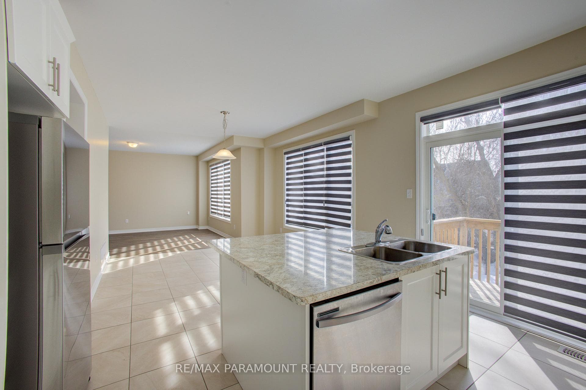 32 Kirby Avenue photo 24